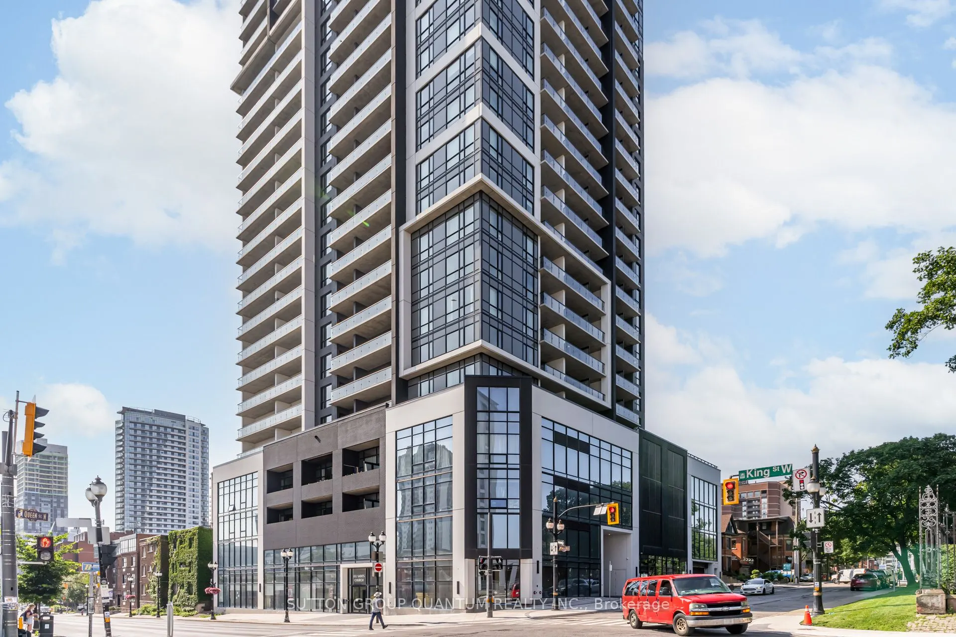 15 Queen Street S, #908