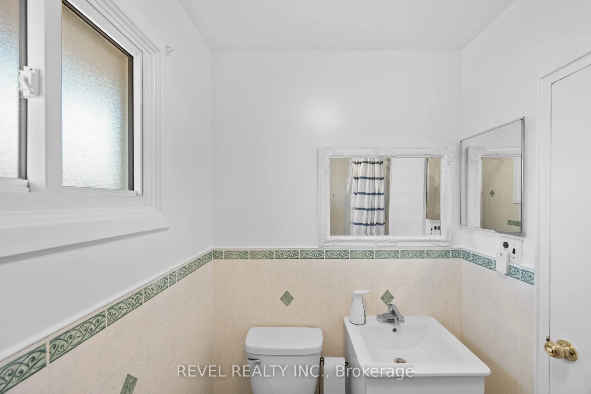 1289 Fennell Avenue E, #17