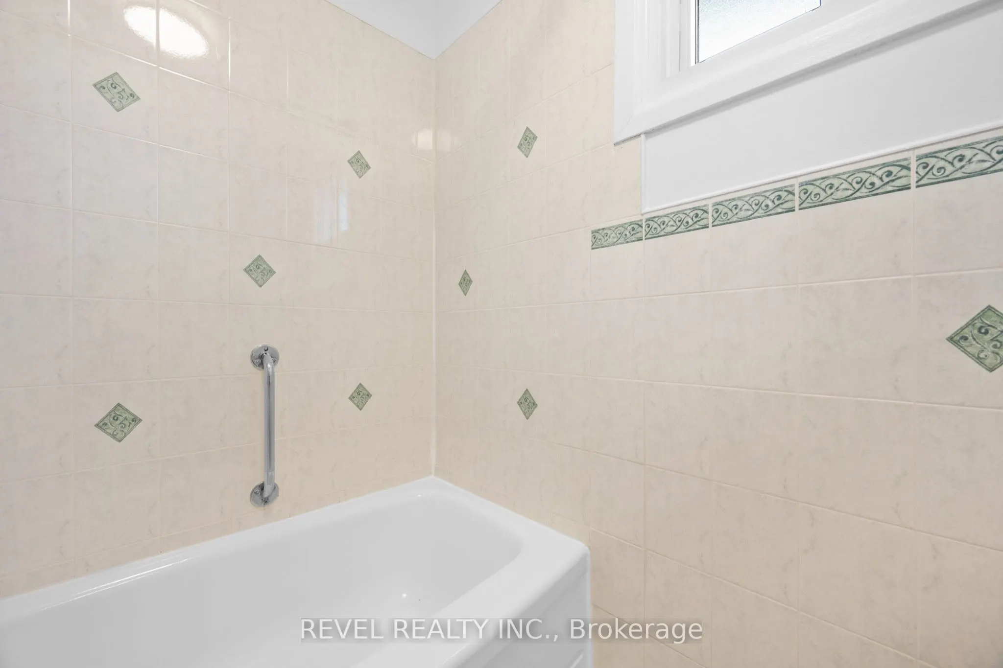 1289 Fennell Avenue E, #17