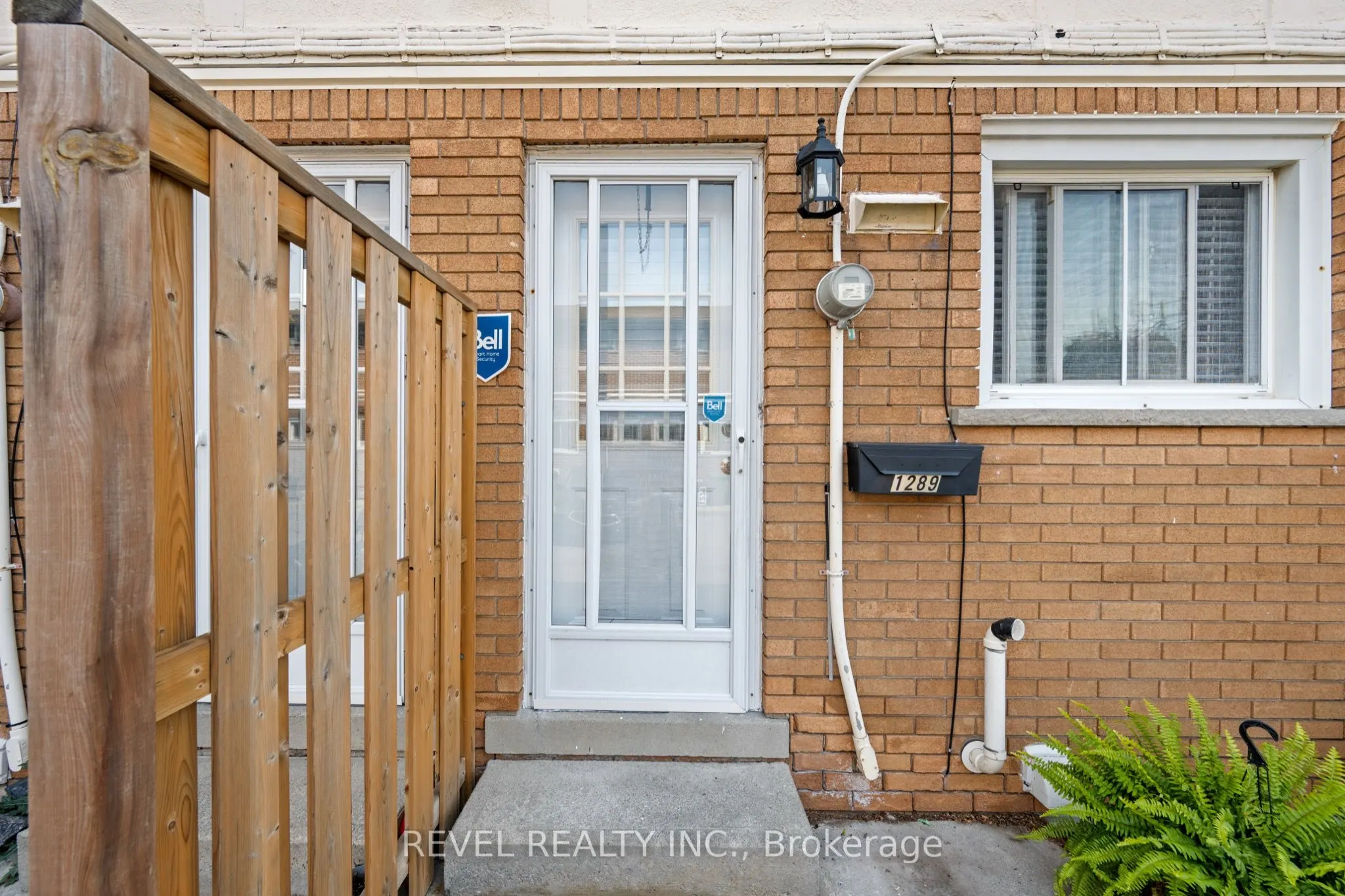 1289 Fennell Avenue E, #17