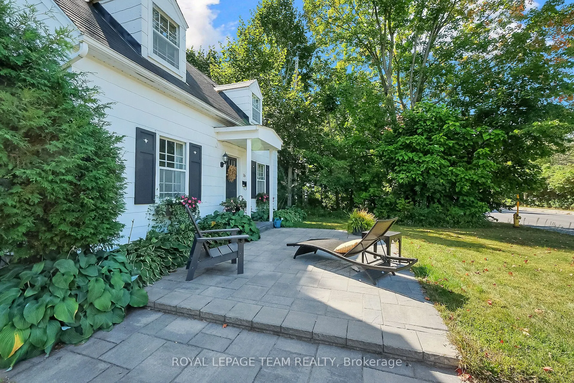 16 Sandridge Road