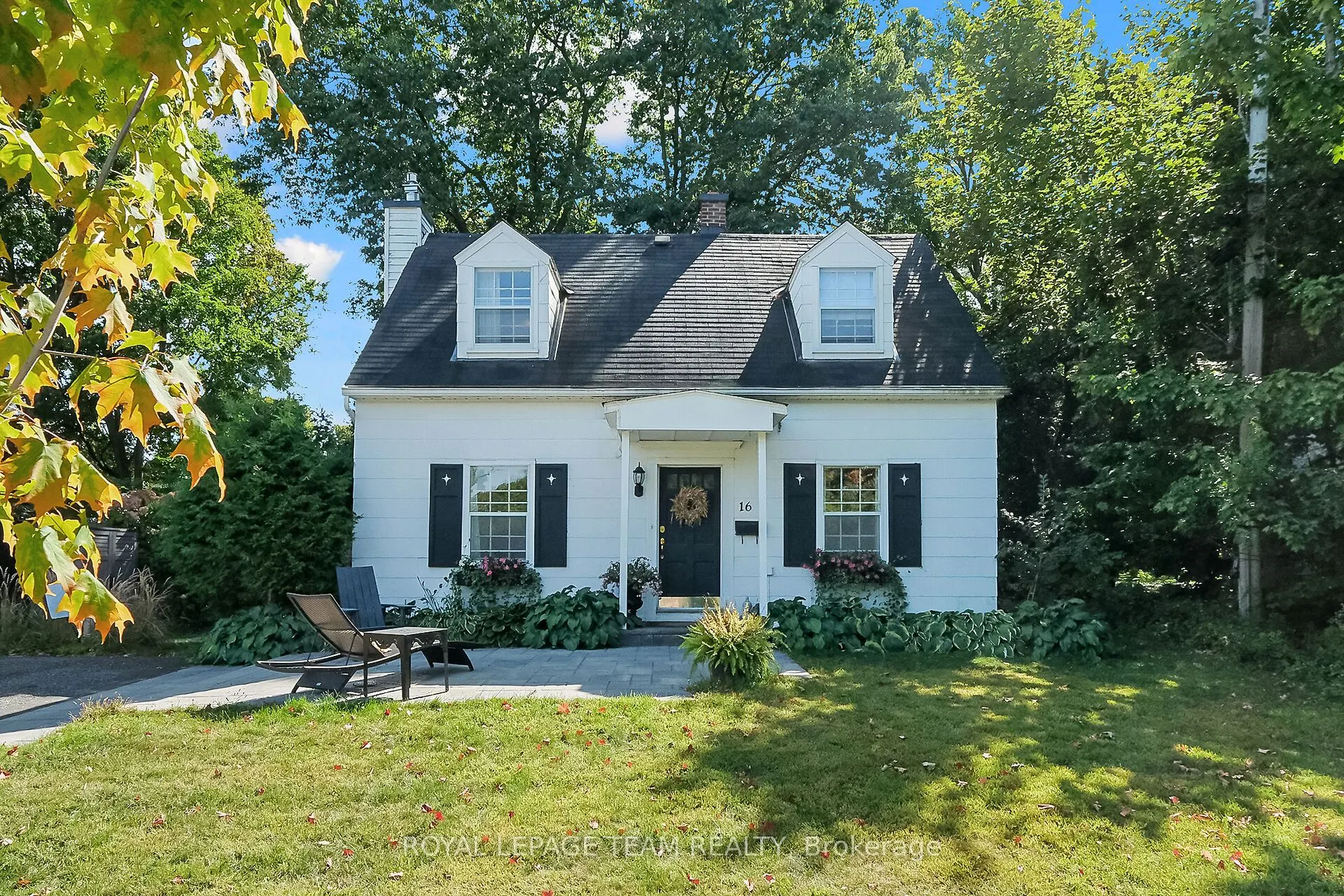 16 Sandridge Road