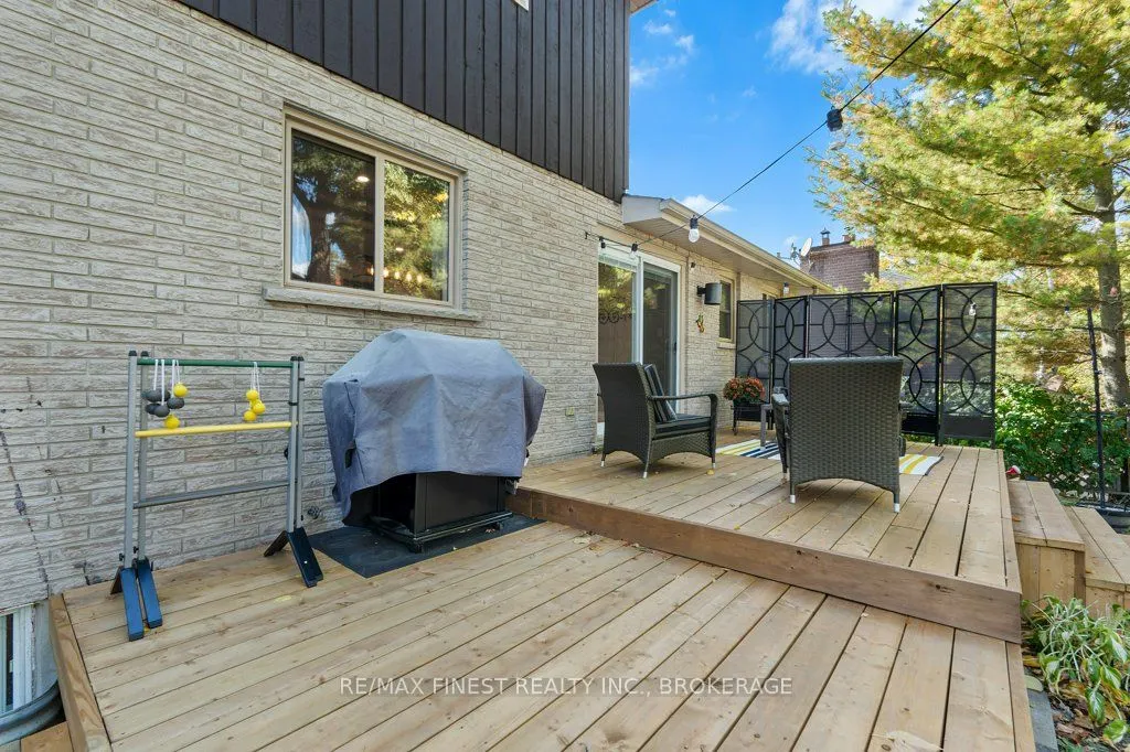 550 Rankin Crescent