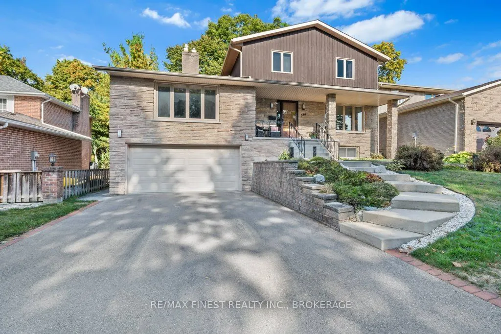 550 Rankin Crescent
