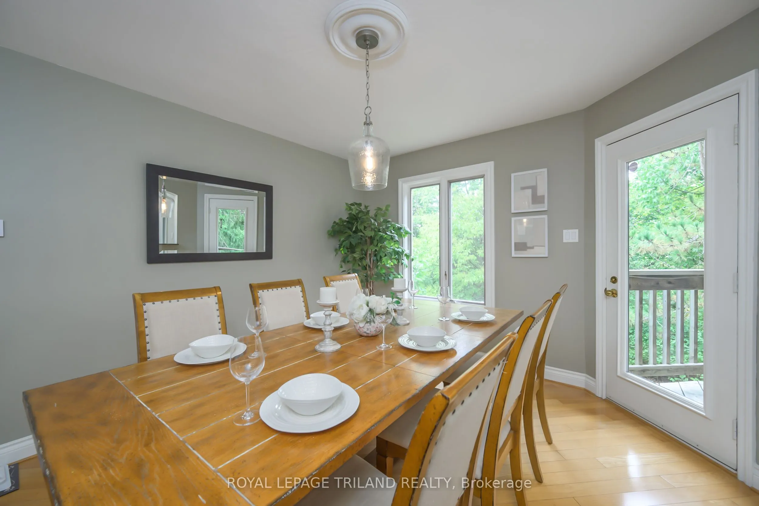 1399 Commissioners Road W, #12