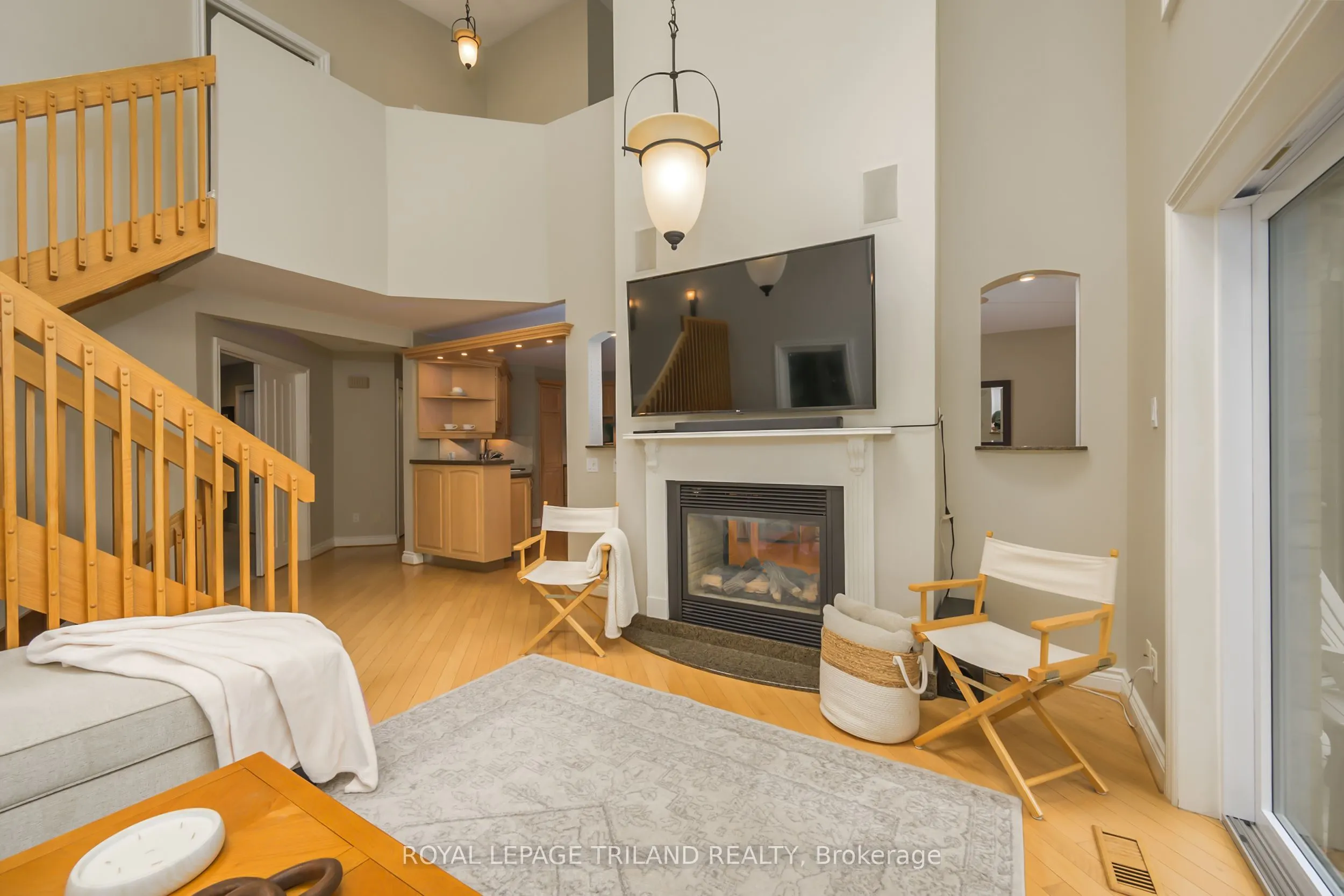 1399 Commissioners Road W, #12