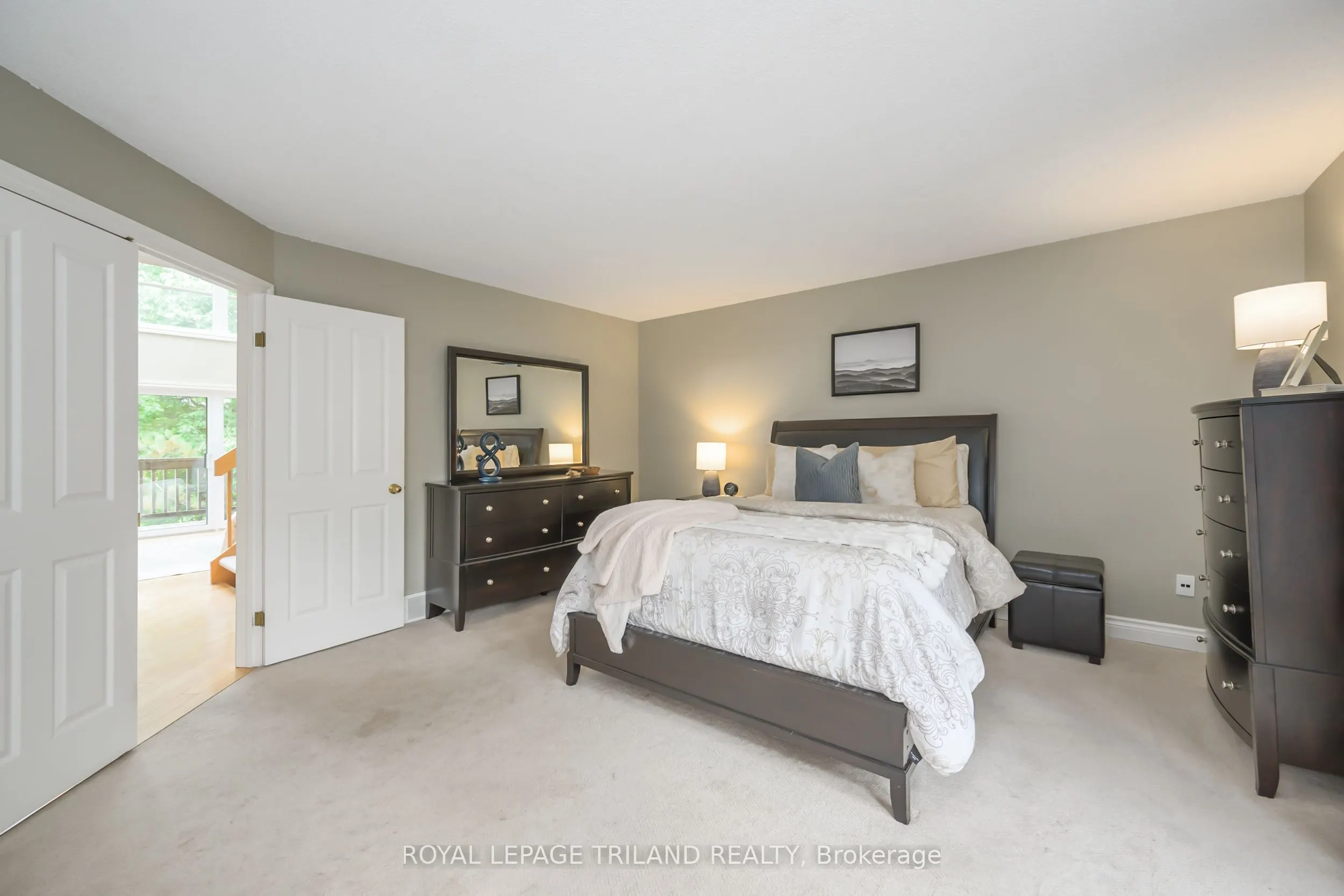 1399 Commissioners Road W, #12