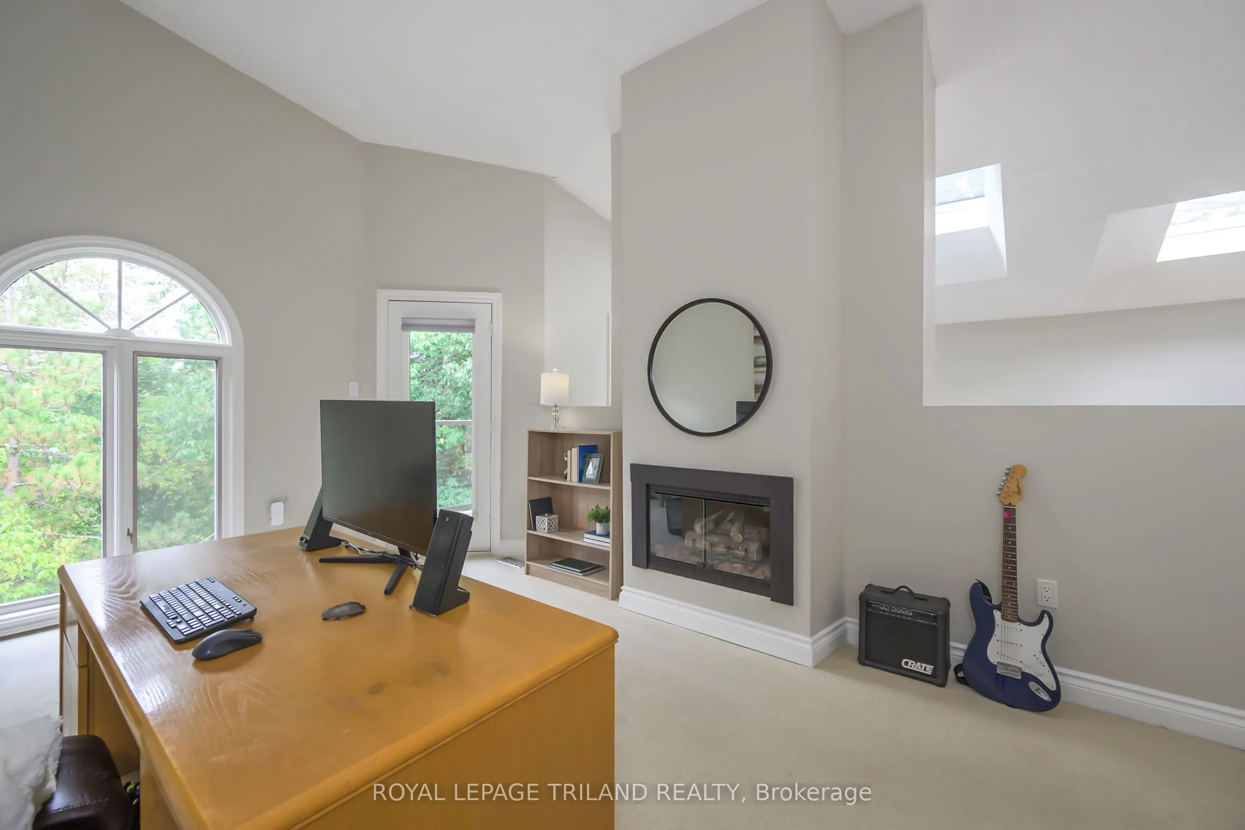 1399 Commissioners Road W, #12