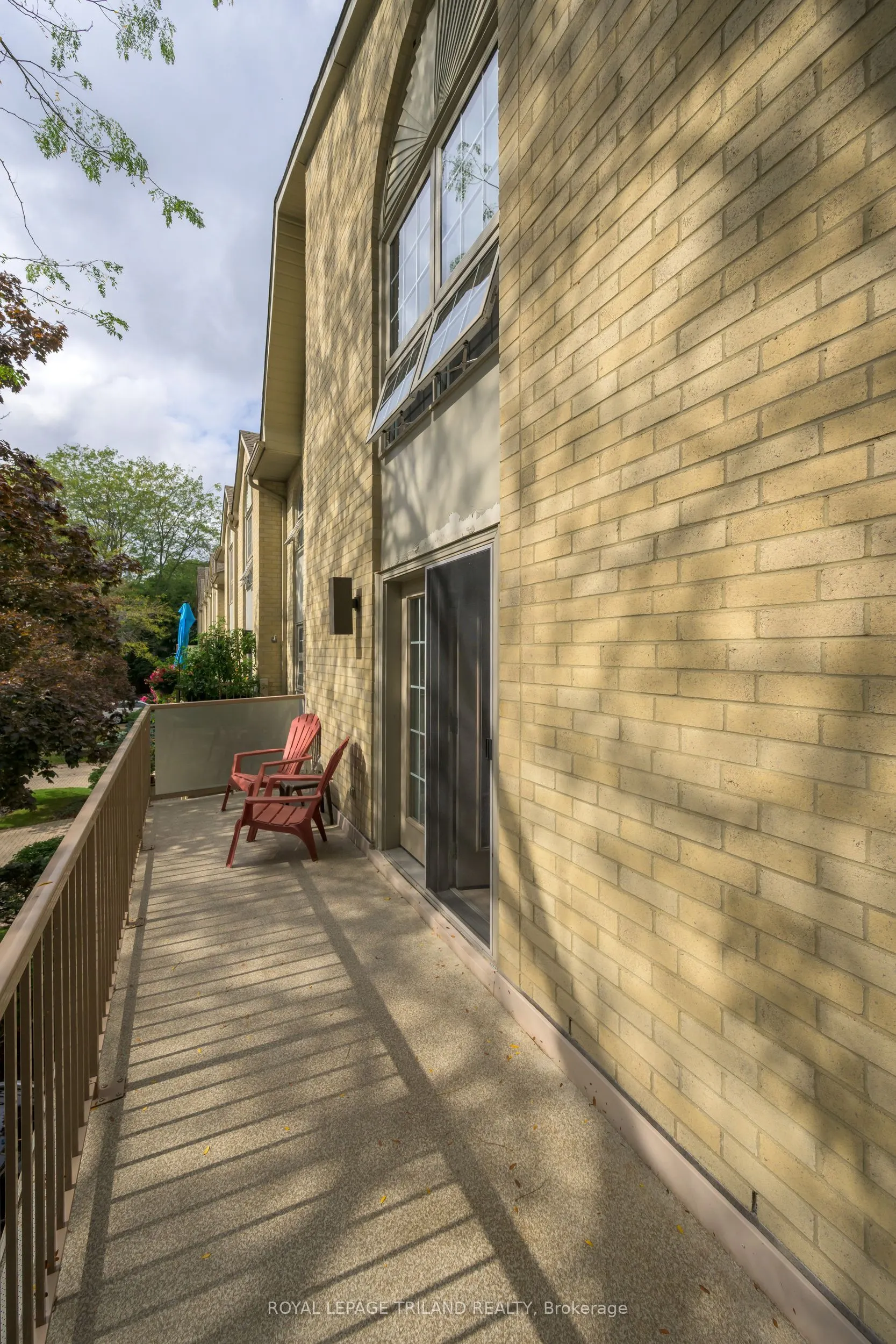 1399 Commissioners Road W, #12