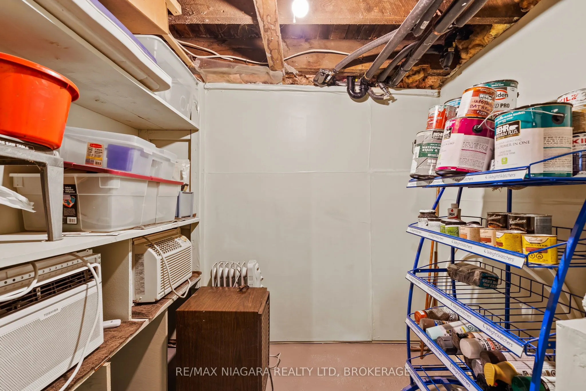 118 Dufferin Street E