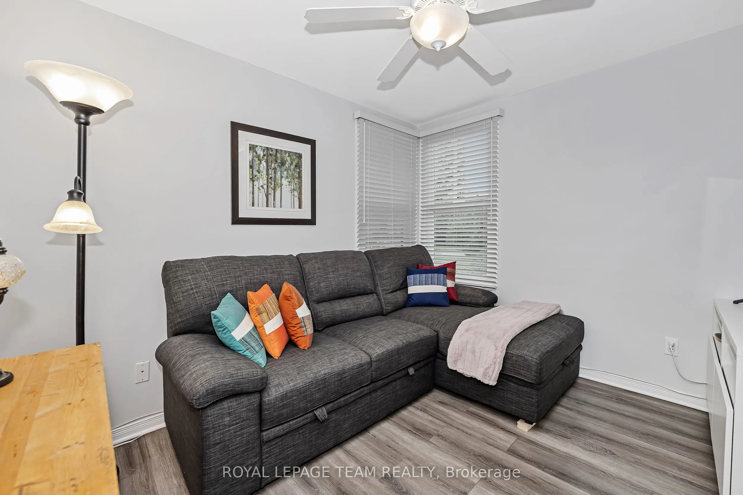 1095 Ambleside Drive, #21
