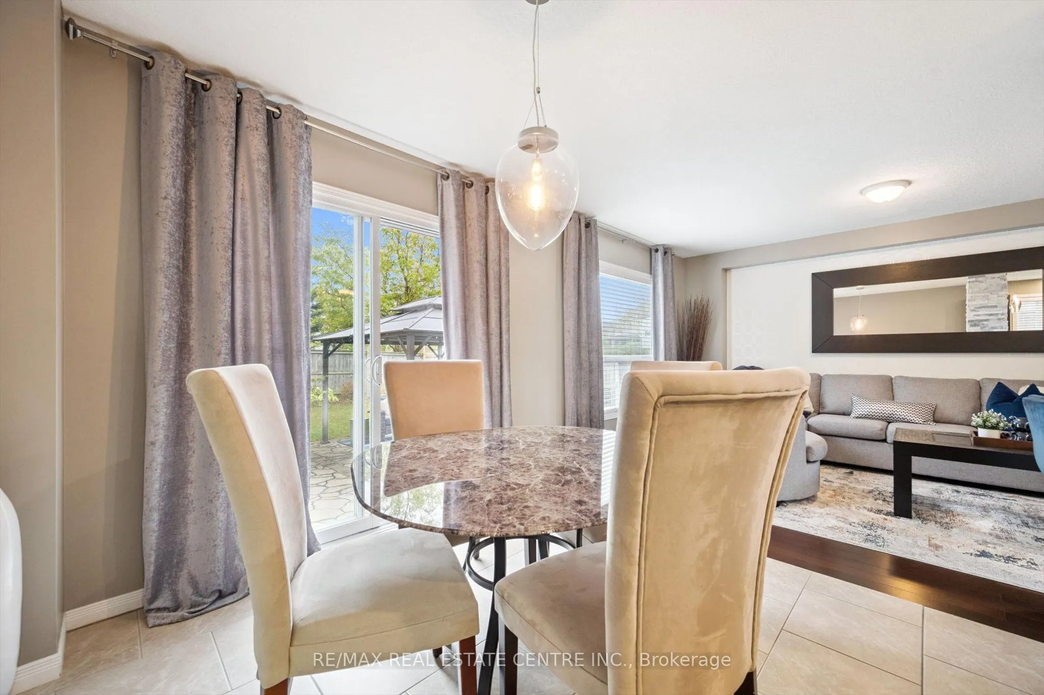 394 Sauve Crescent