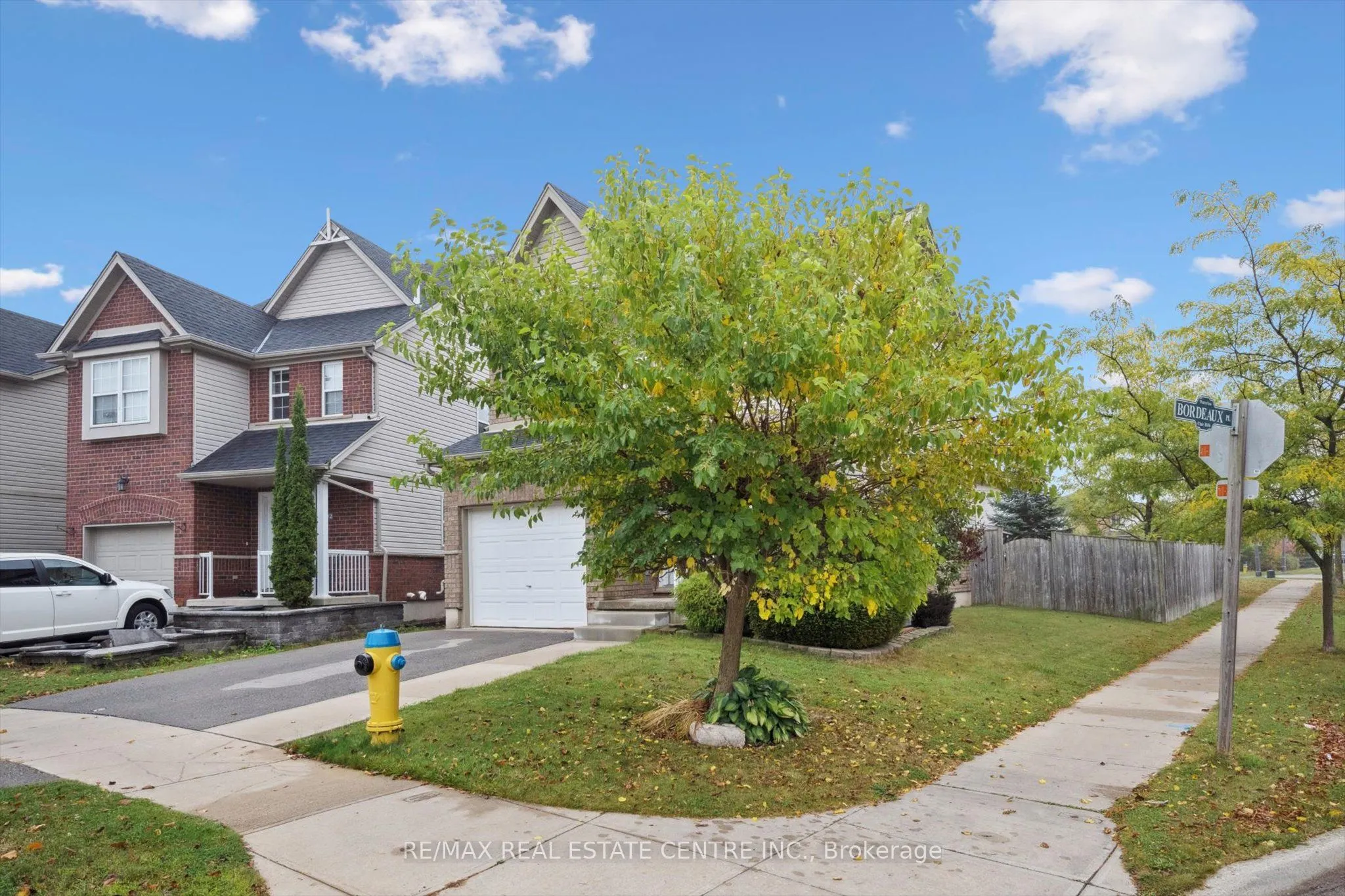 394 Sauve Crescent
