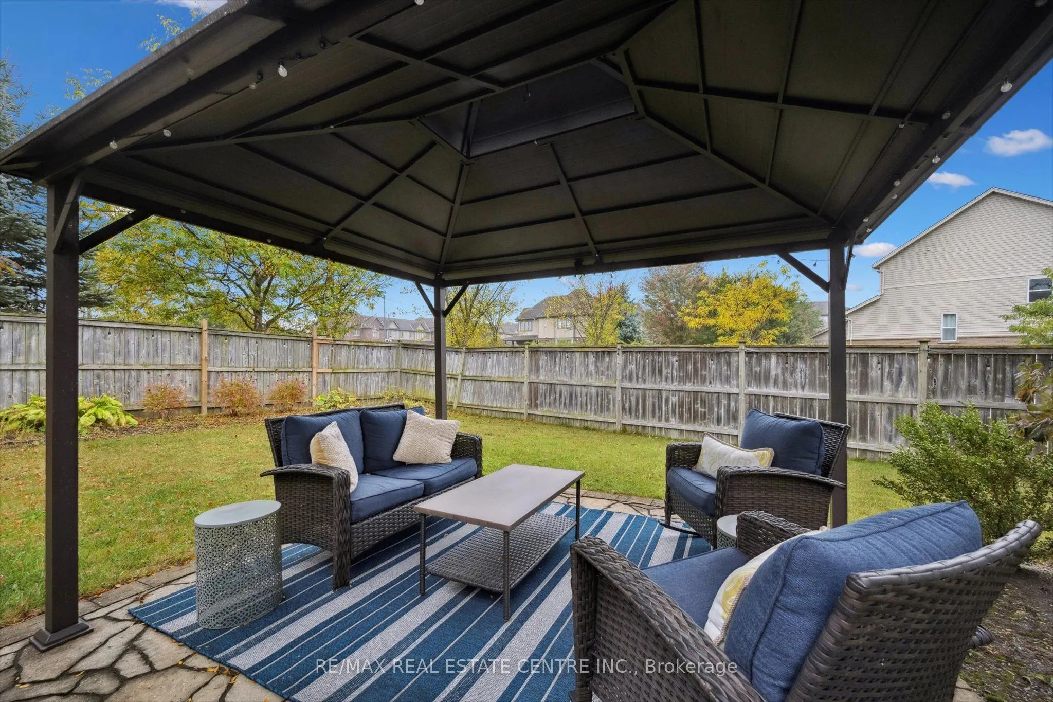 394 Sauve Crescent