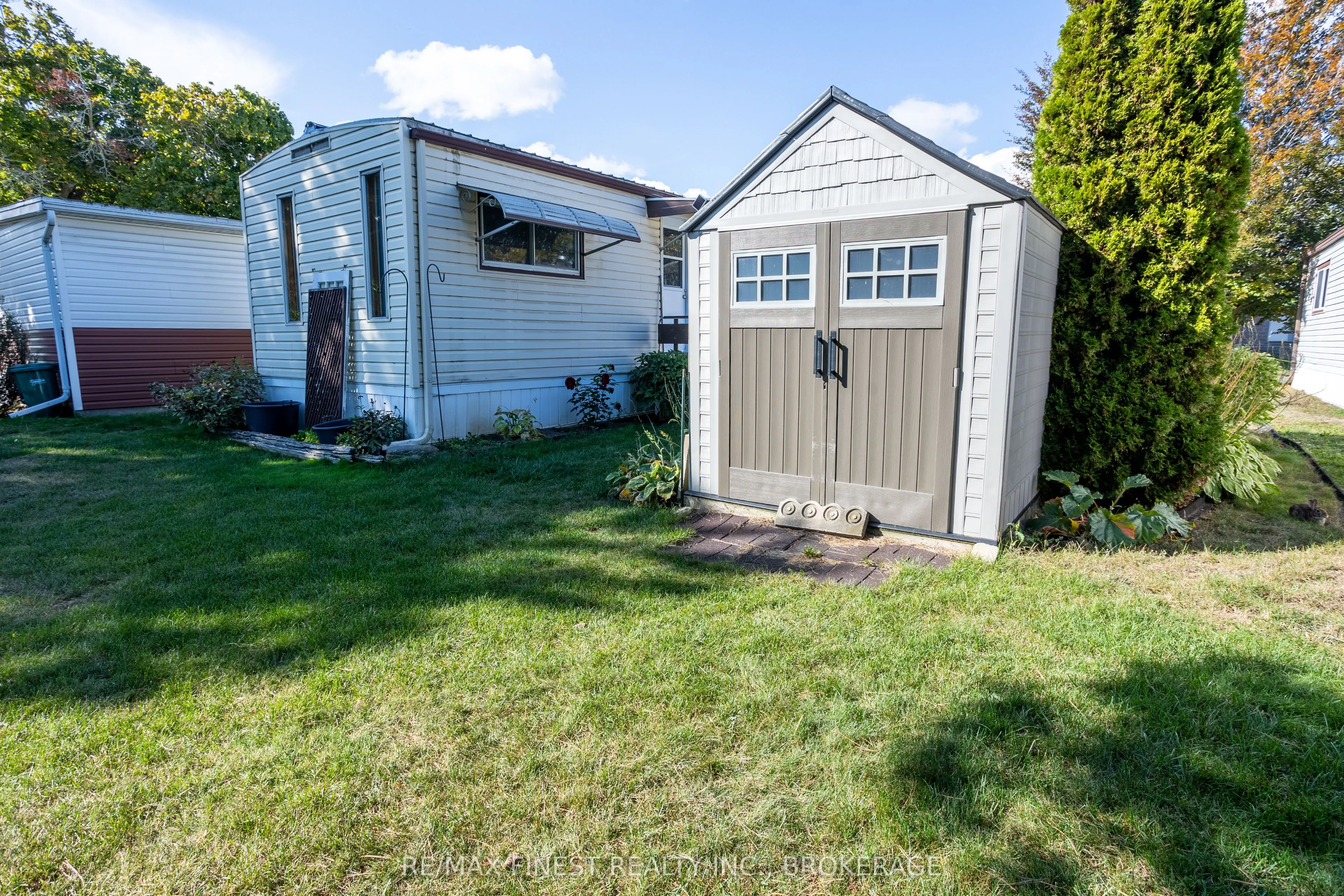 104 WORTHINGTON Way