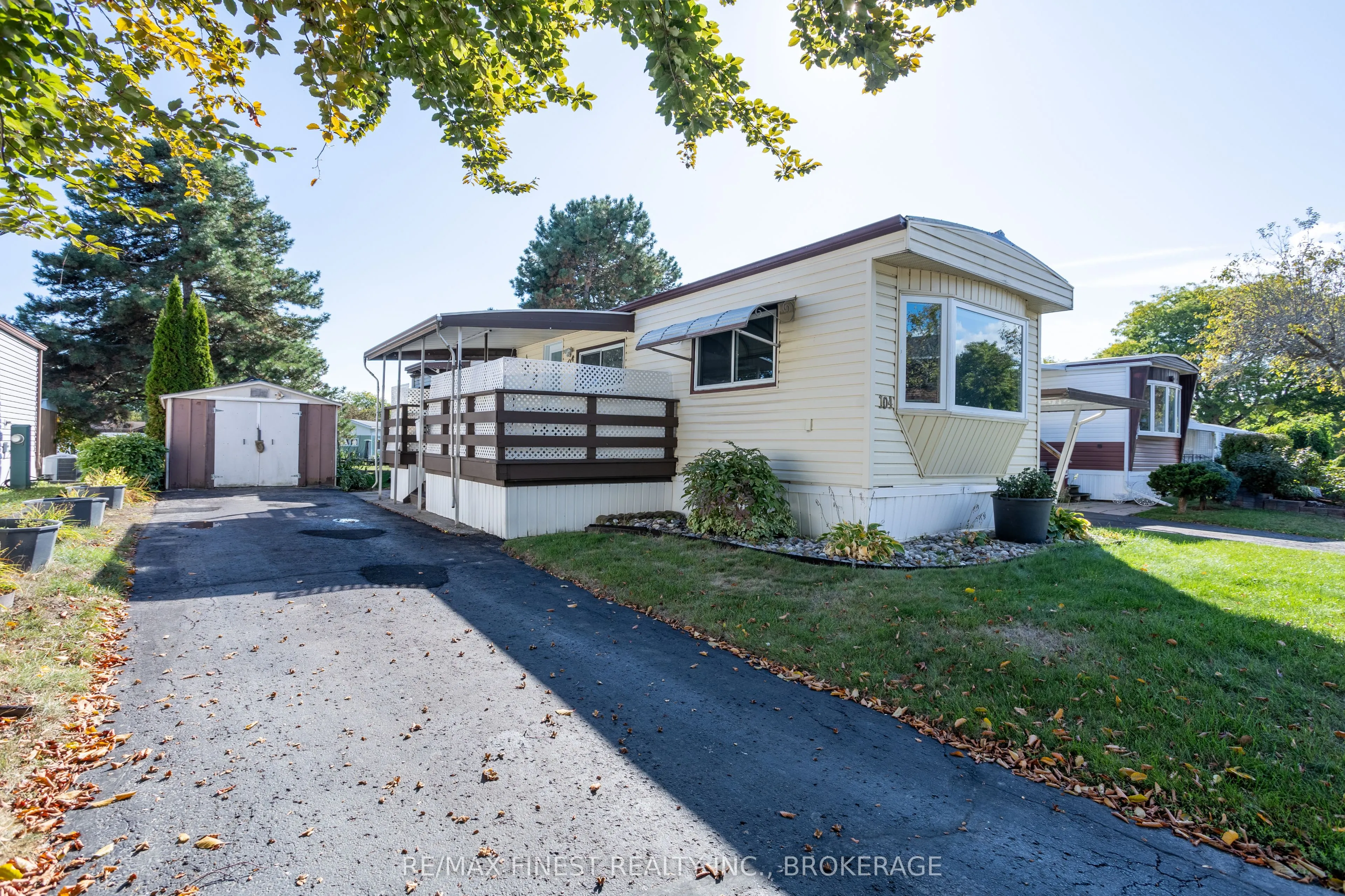 104 WORTHINGTON Way