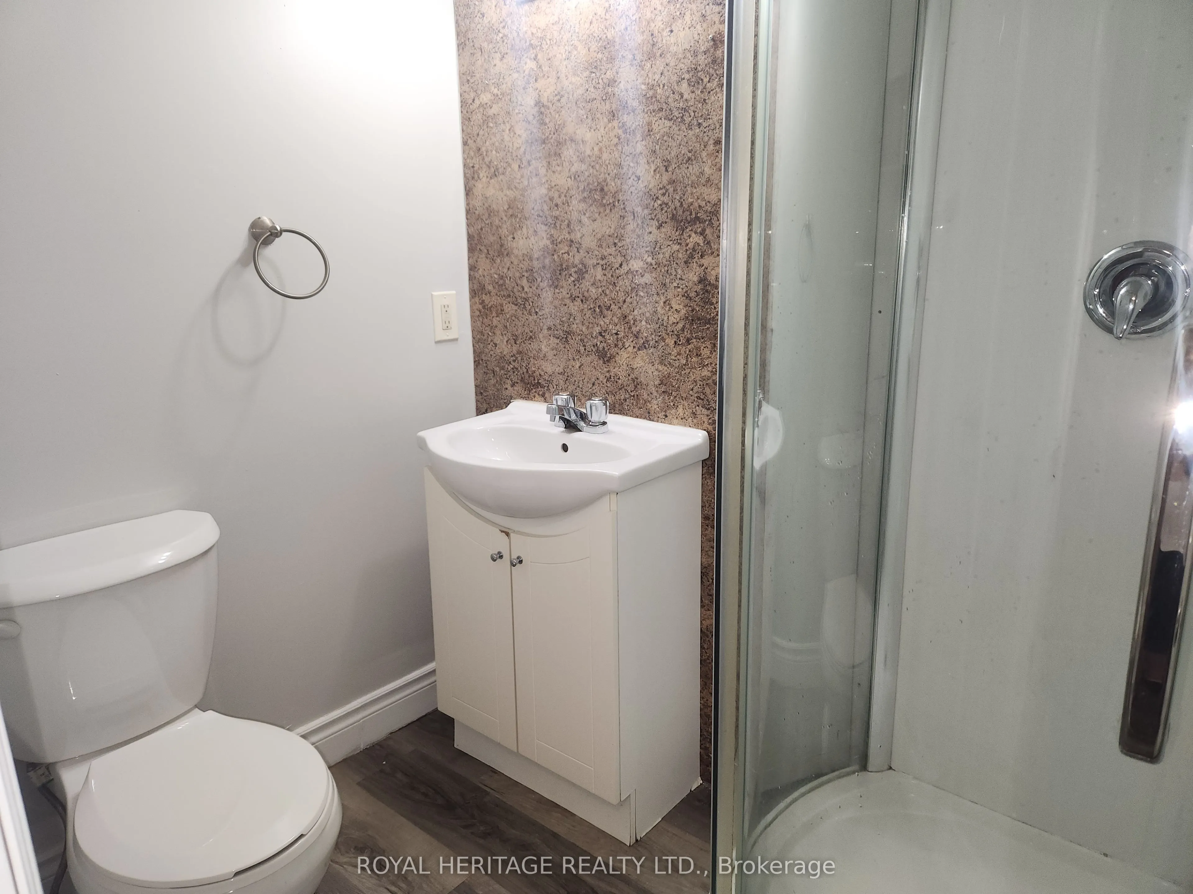 8800 Willoughby Drive, #112
