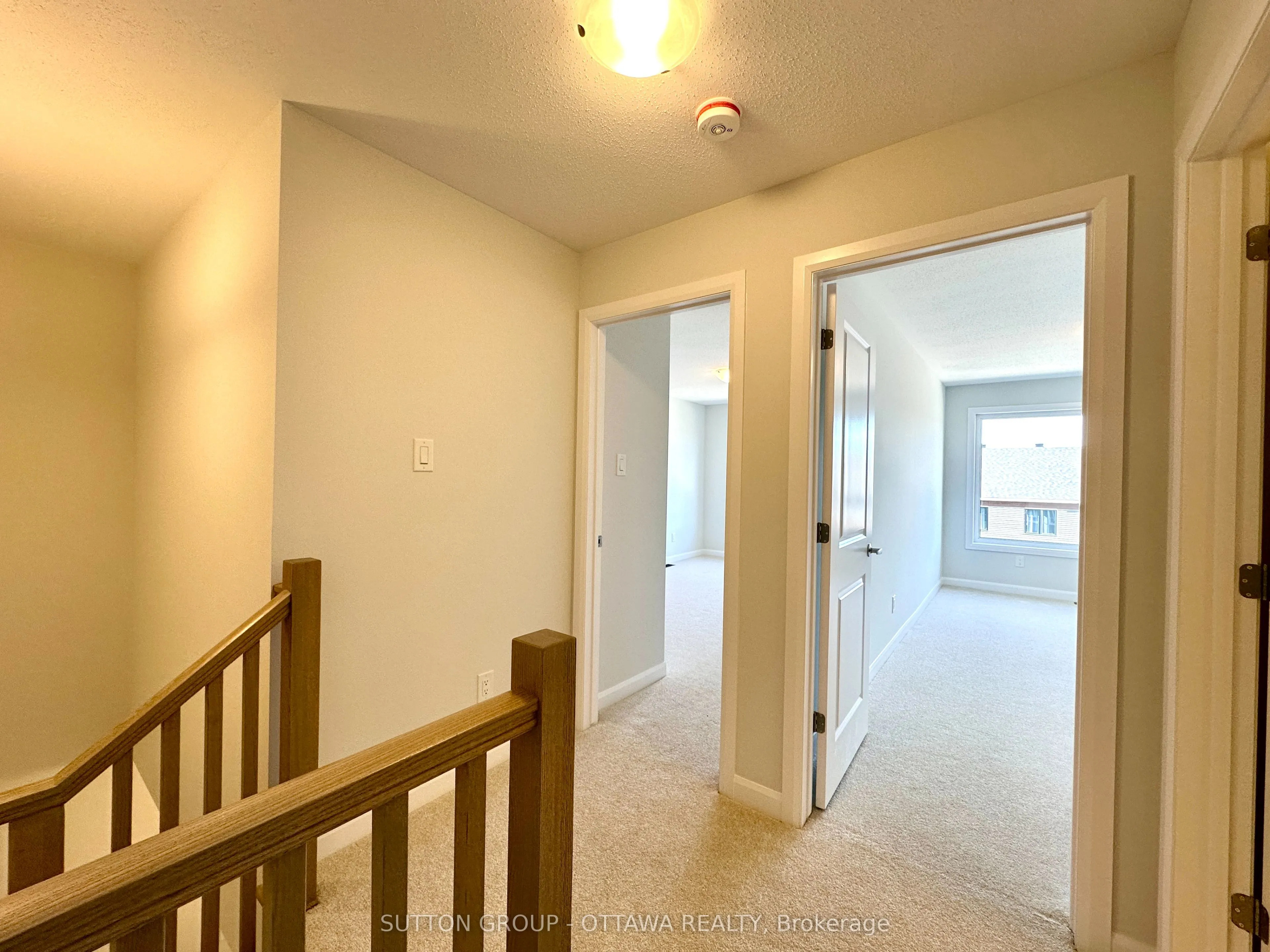 959 Eileen Vollick Crescent