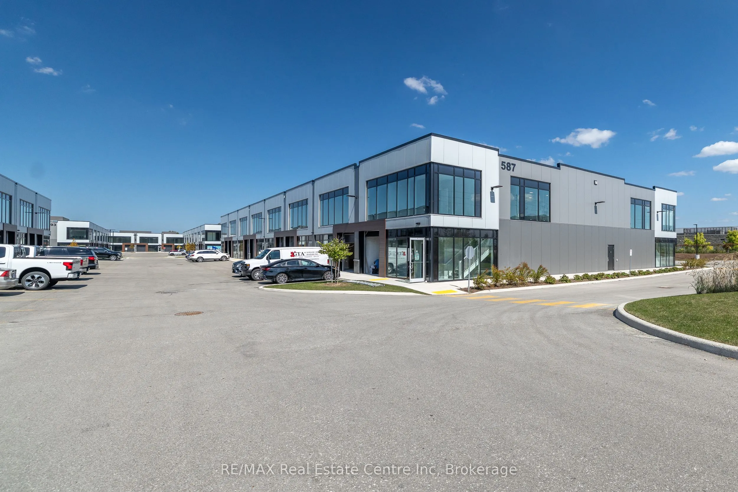 587 Hanlon Creek Boulevard, #8