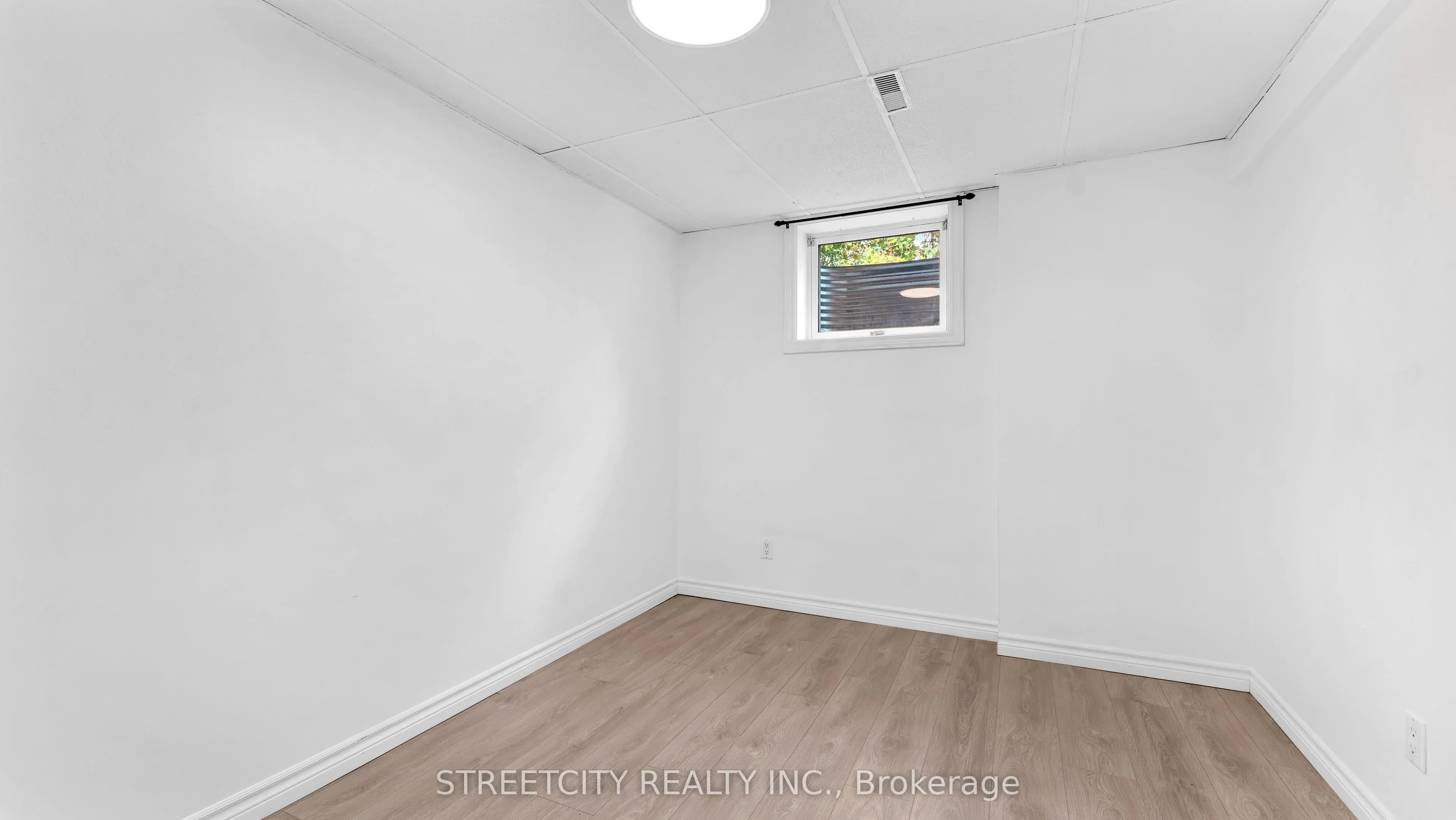 151 Walmer Gardens