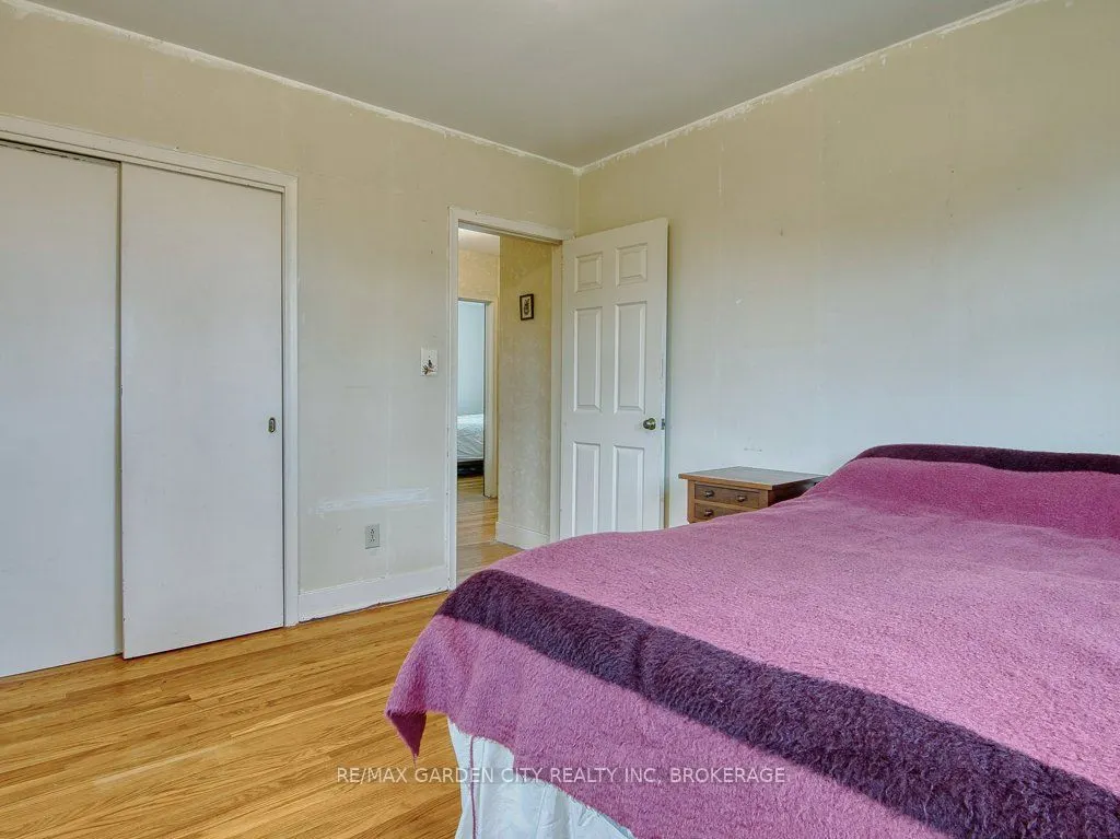 2265 Seventh Street Louth Street