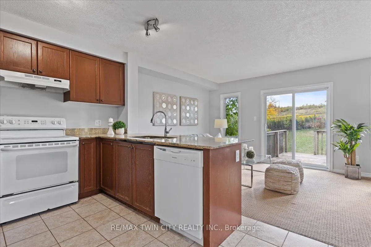 260 Countrystone Crescent