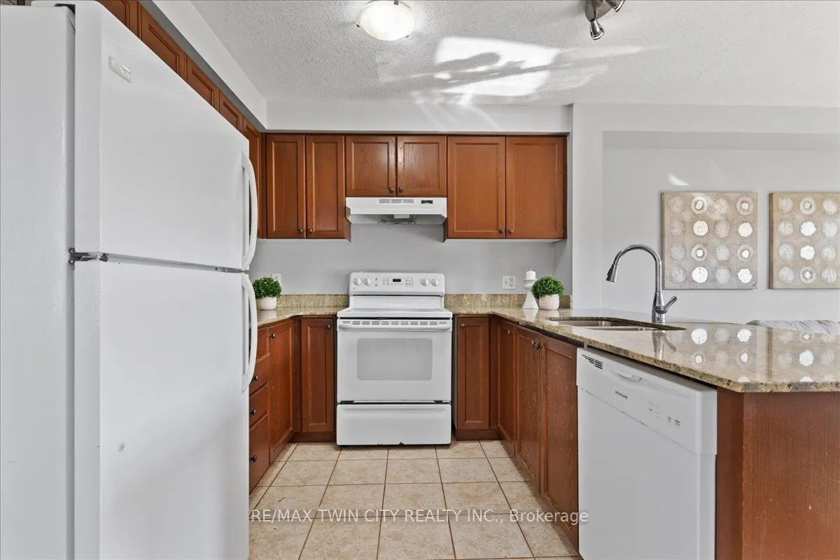 260 Countrystone Crescent