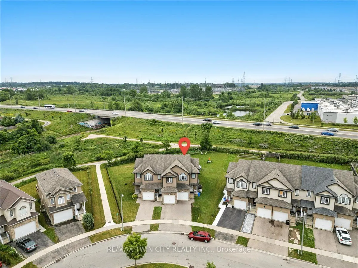 260 Countrystone Crescent