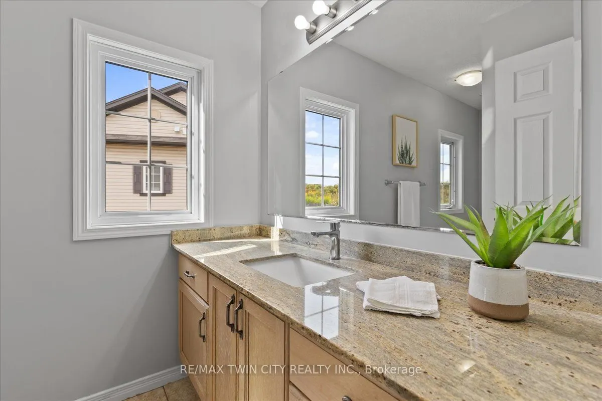 260 Countrystone Crescent