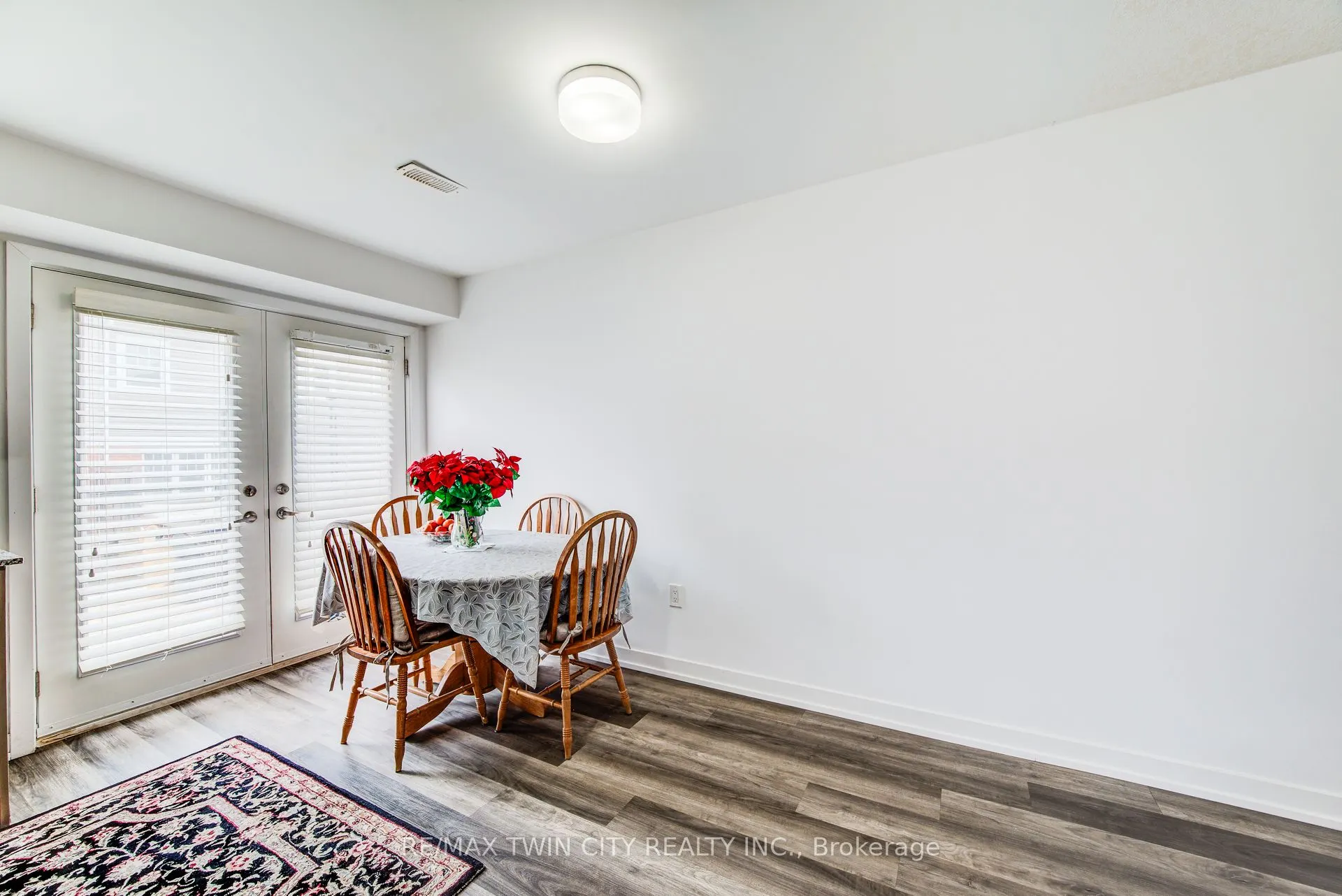 205 West Oak Trail