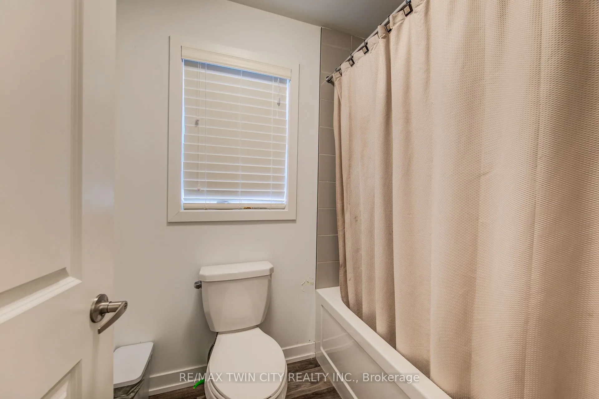205 West Oak Trail