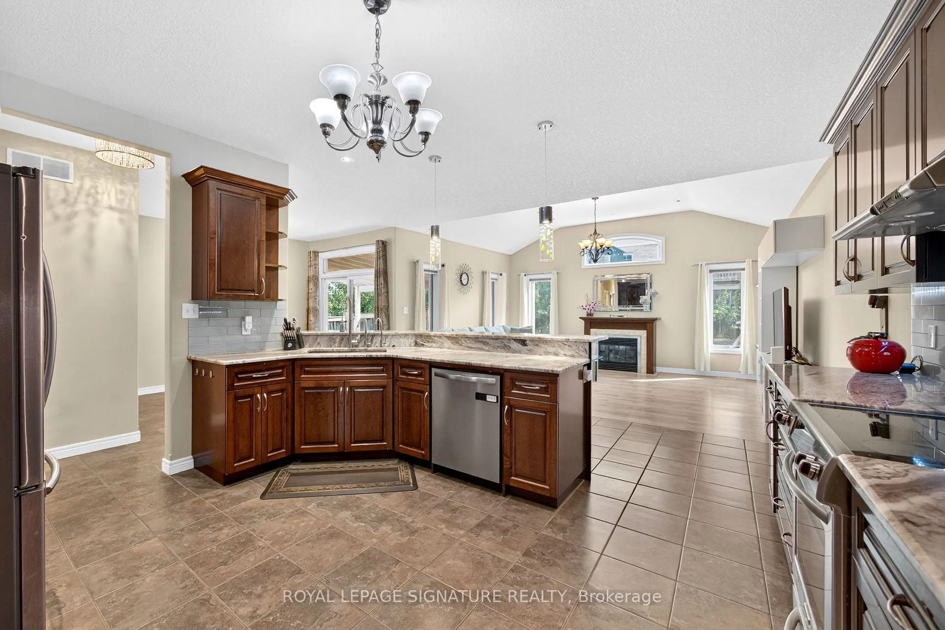 408 Gravel Ridge Trail