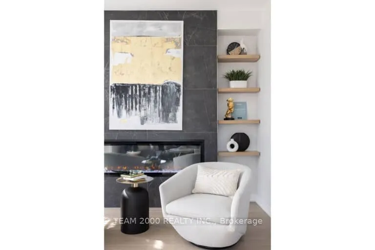 10 Freedom Crescent, #12