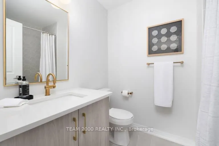 10 Freedom Crescent, #12