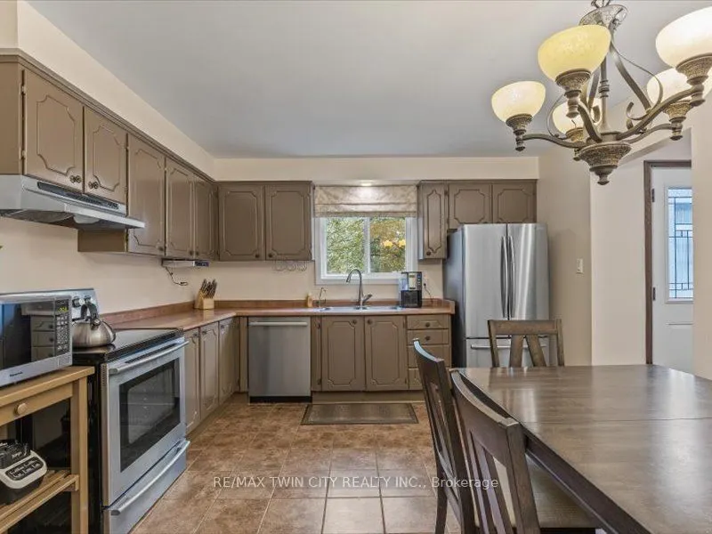 1256 Avonlea Road
