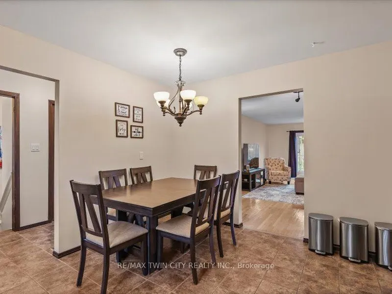 1256 Avonlea Road