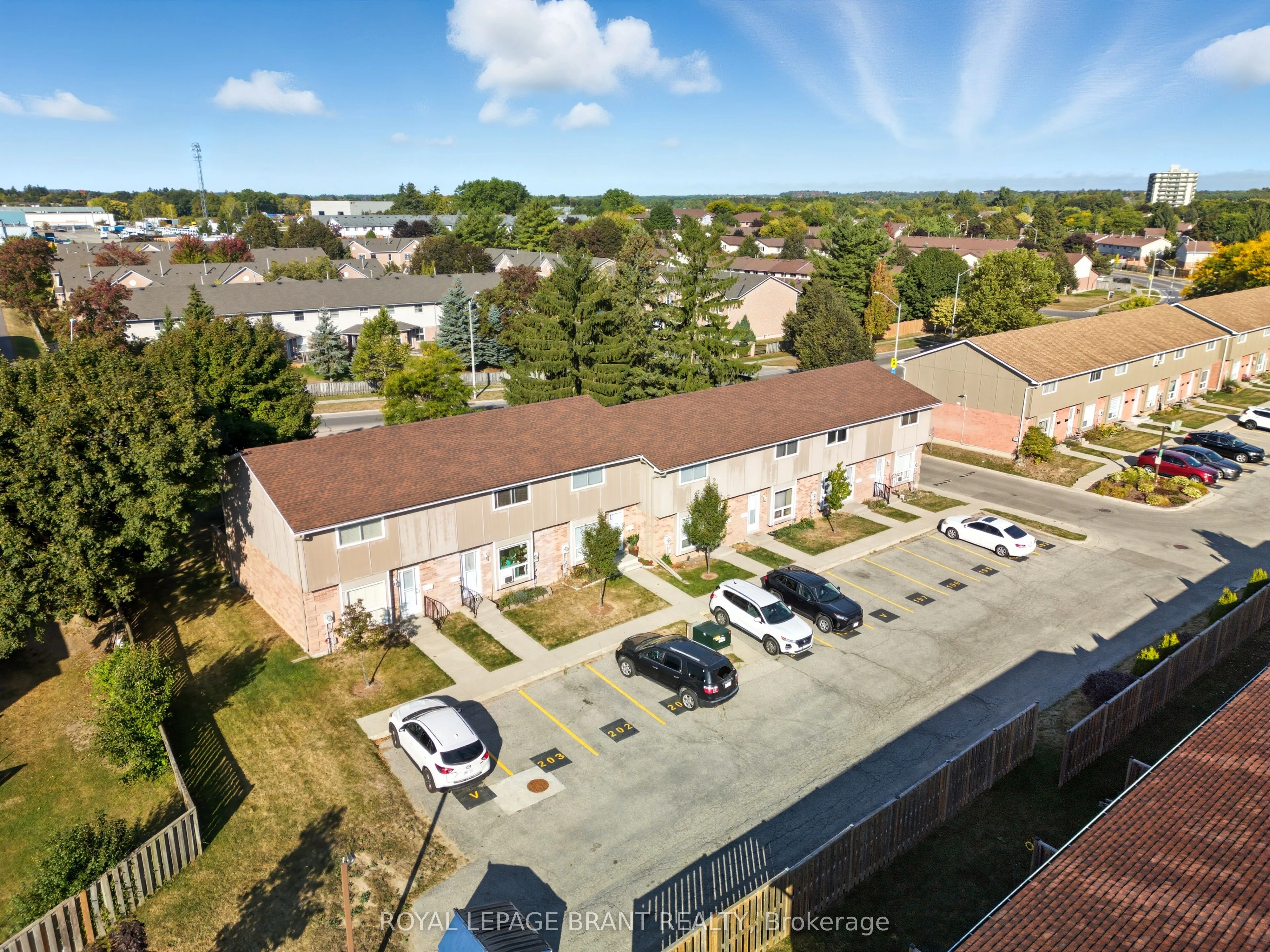 366 Springbank Avenue, #2