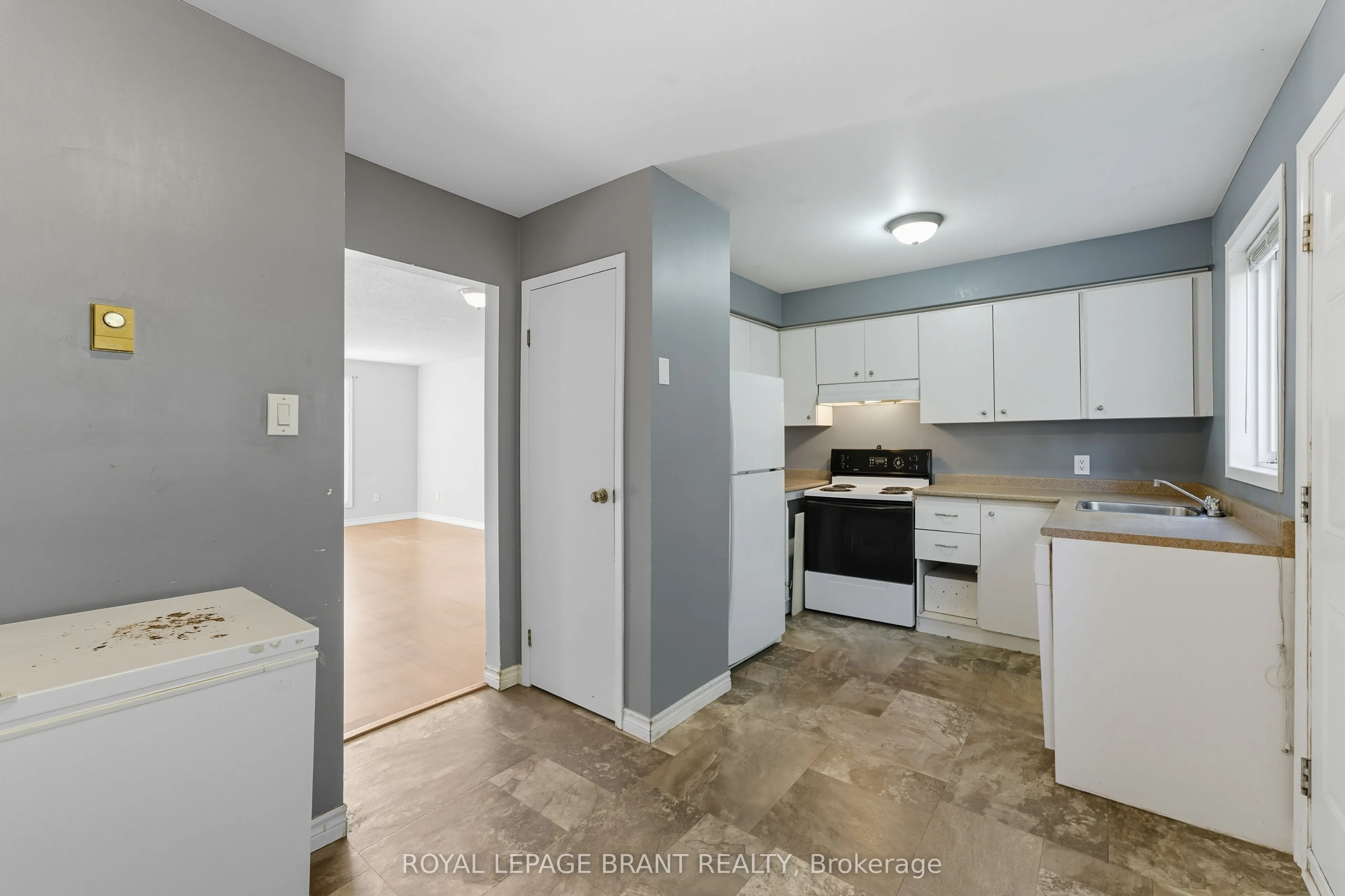 366 Springbank Avenue, #2