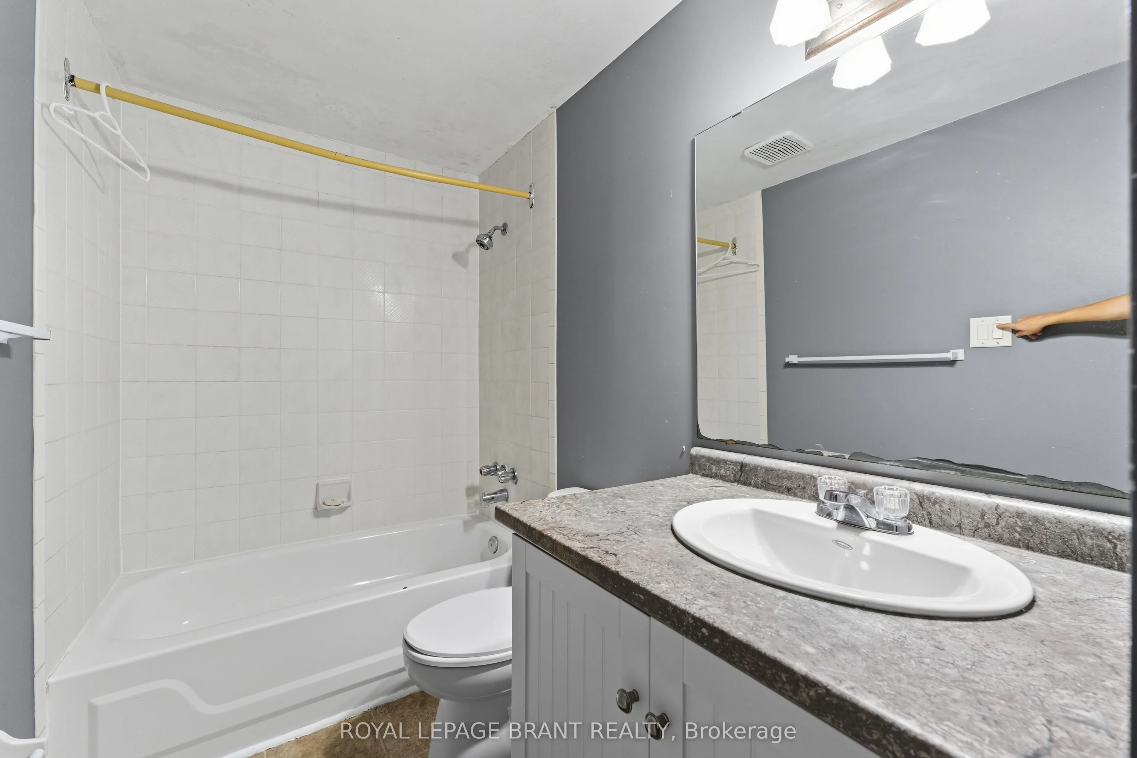 366 Springbank Avenue, #2