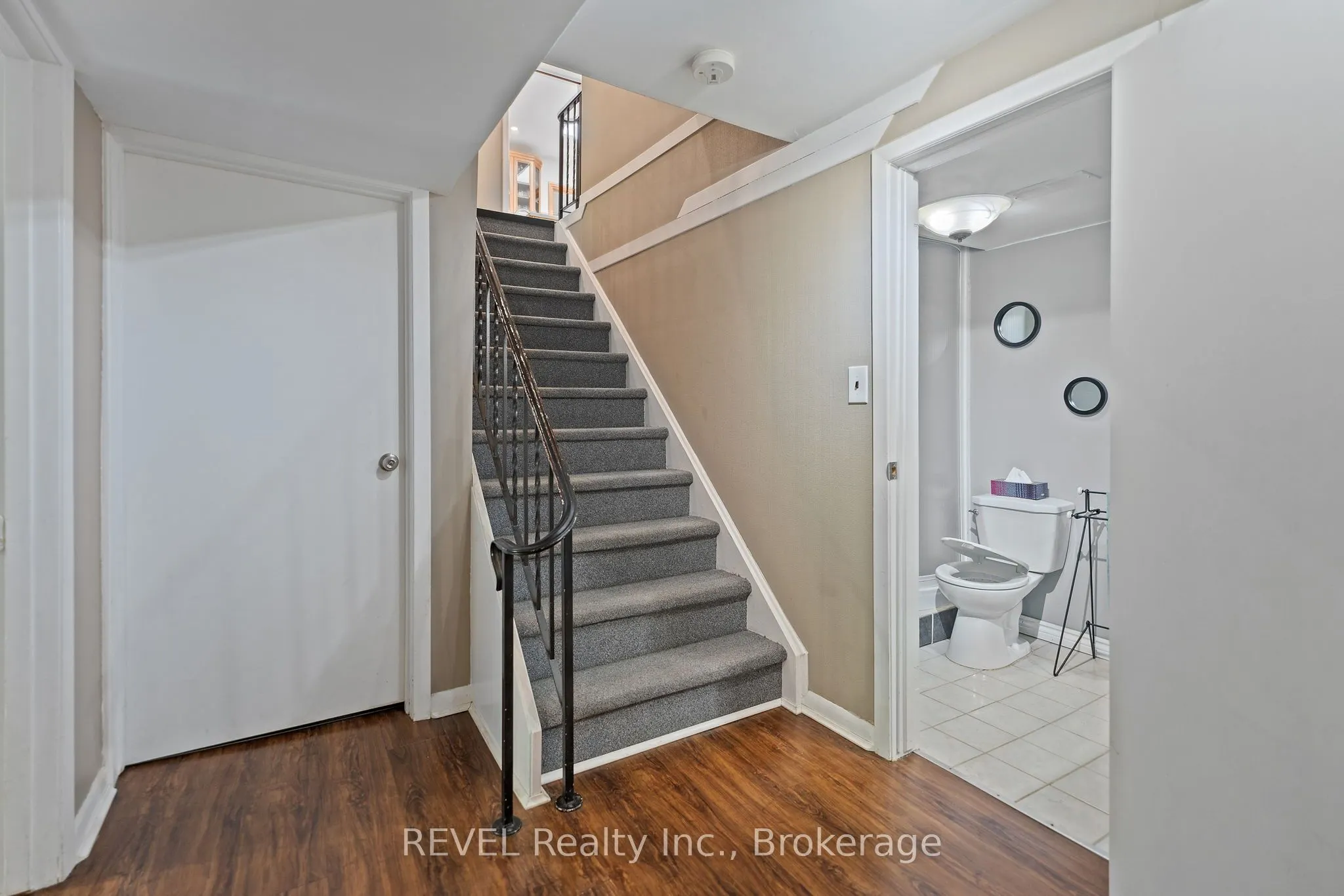10 Woodington Crescent