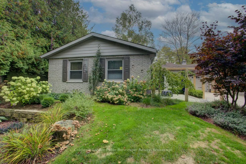 361 Tyendinaga Drive
