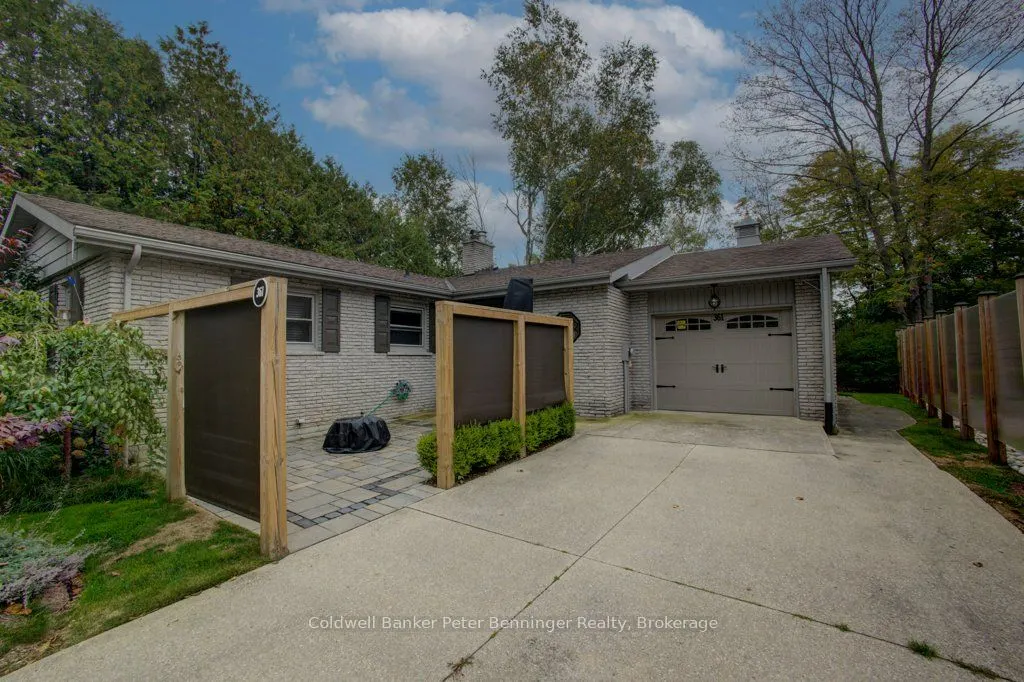 361 Tyendinaga Drive