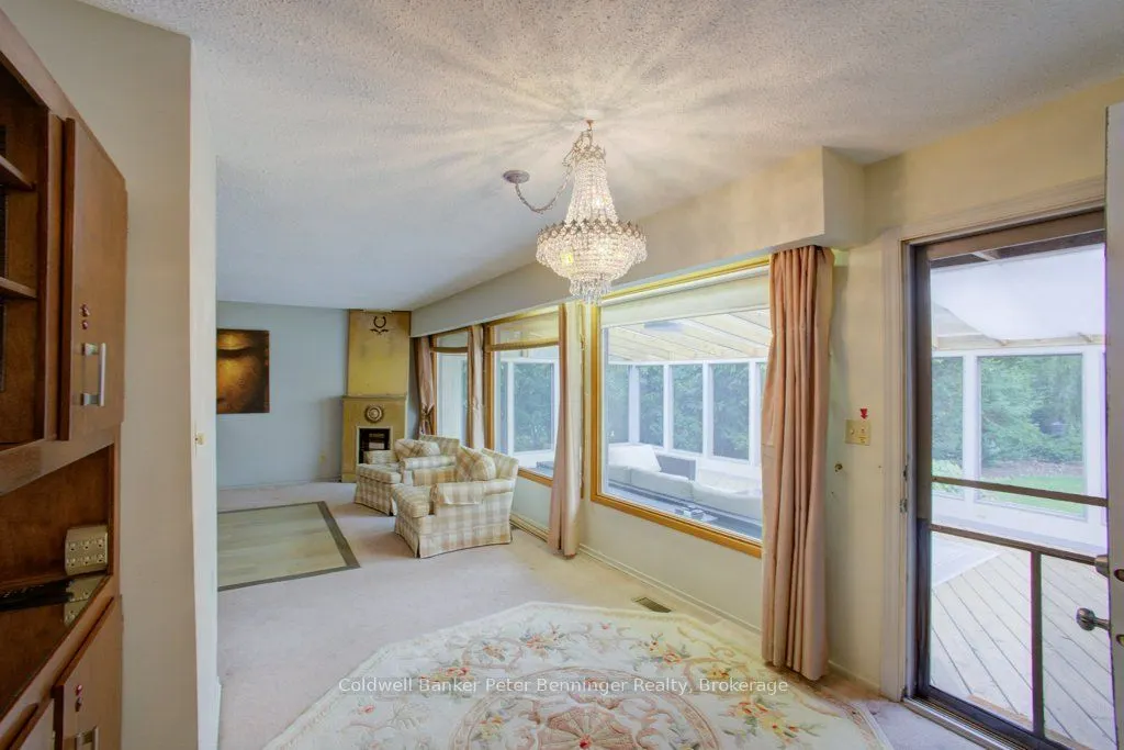 361 Tyendinaga Drive