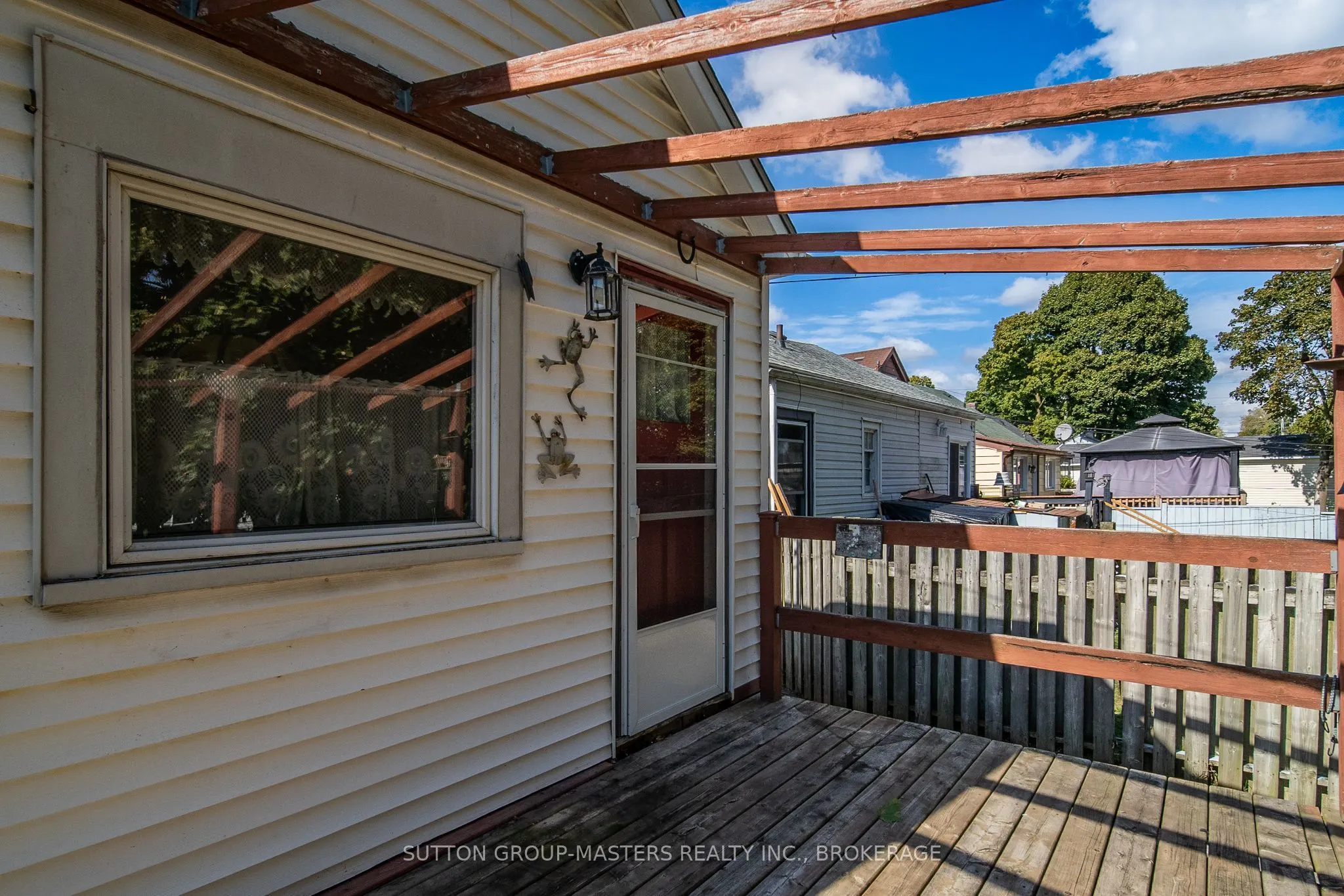 605 Alfred Street