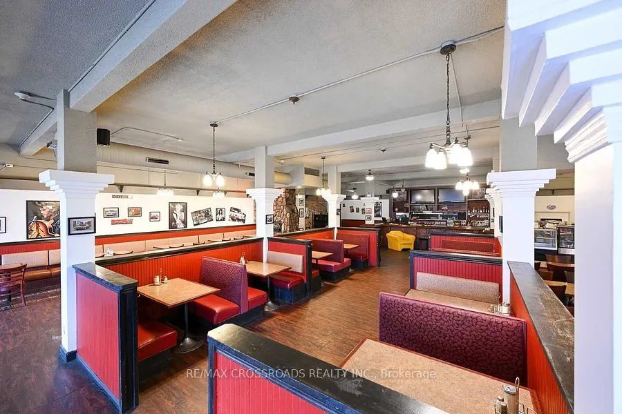 931 Queenston Road