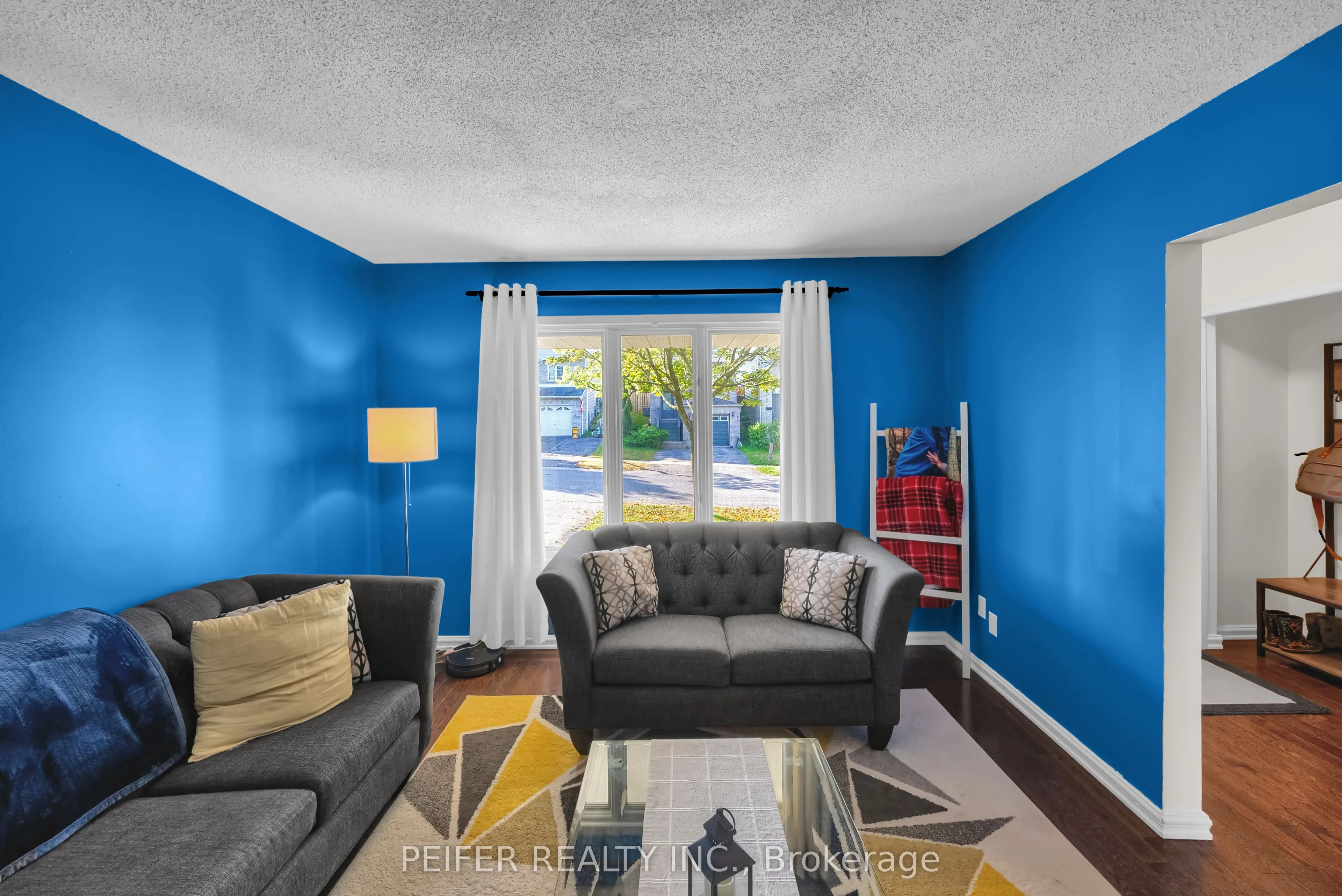 12 Phair Crescent