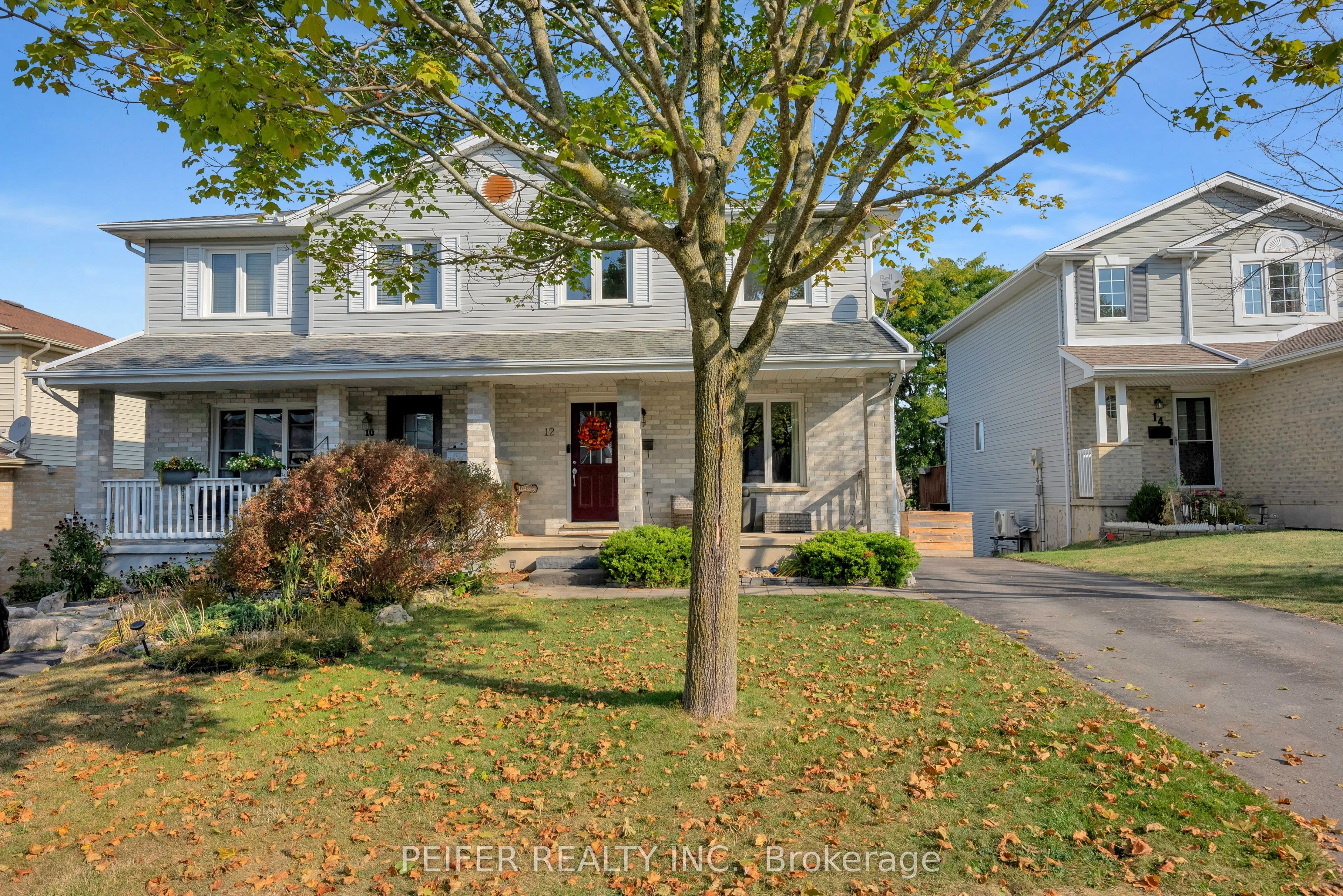 12 Phair Crescent