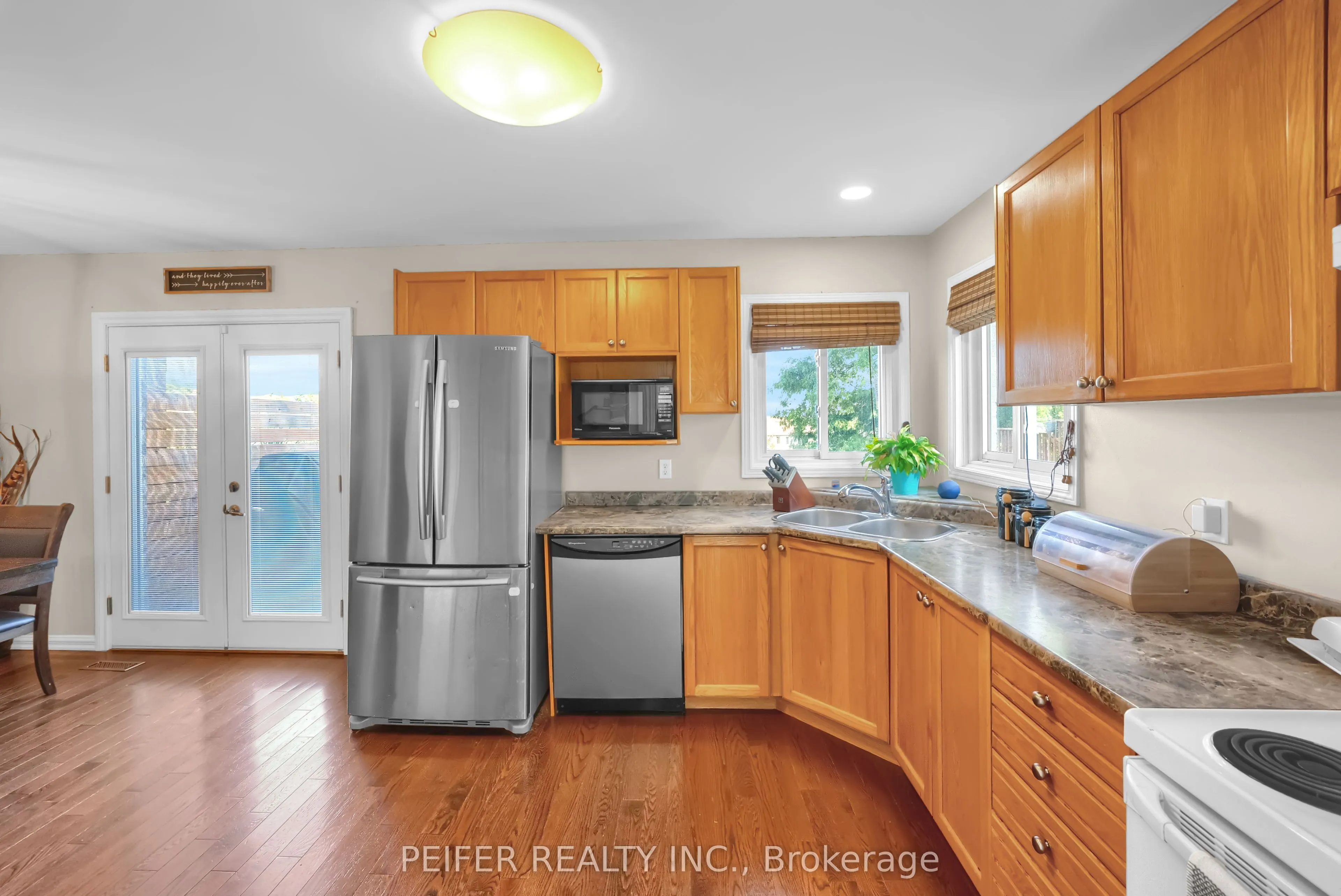 12 Phair Crescent