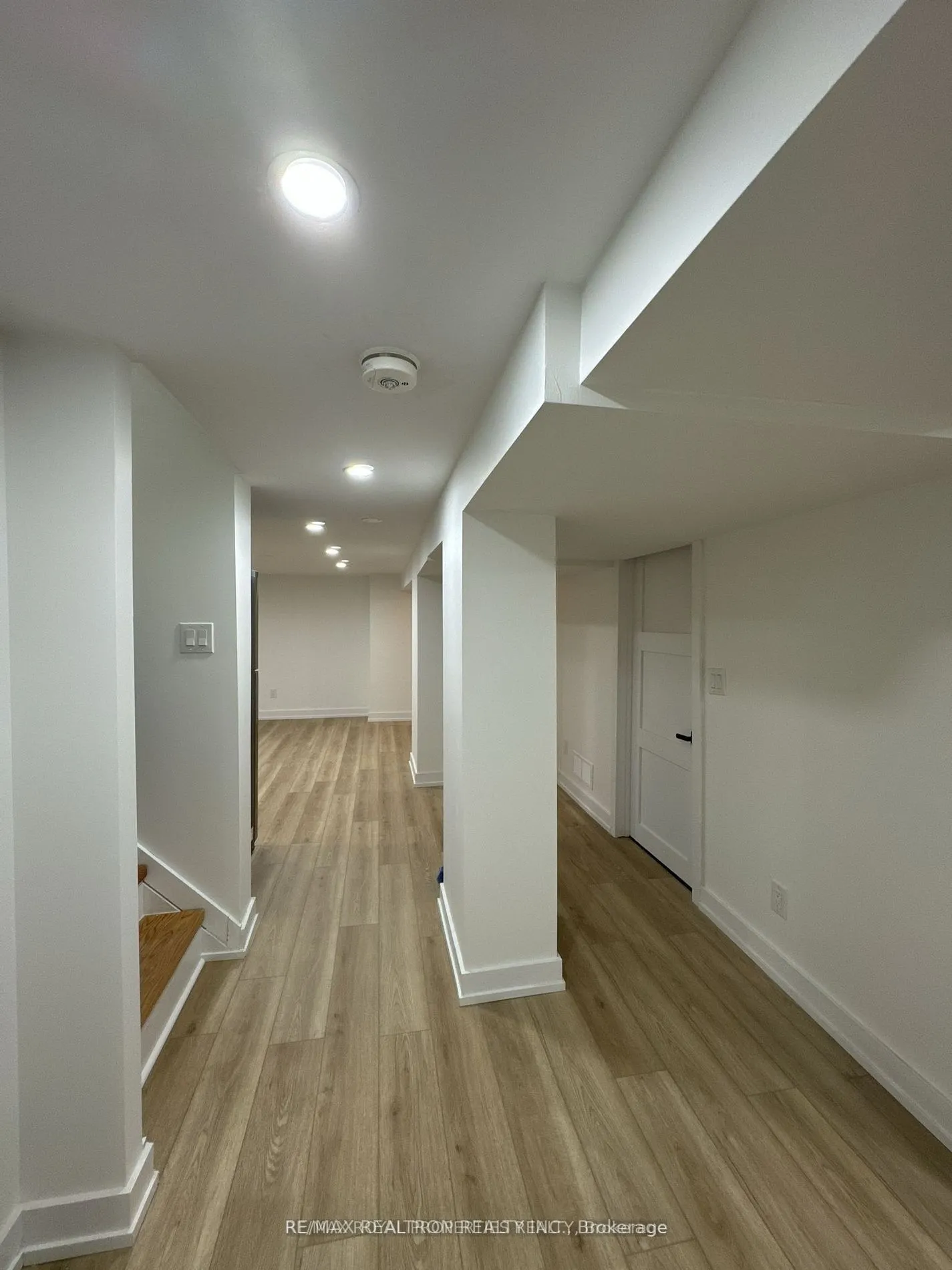 293 E 17th Street