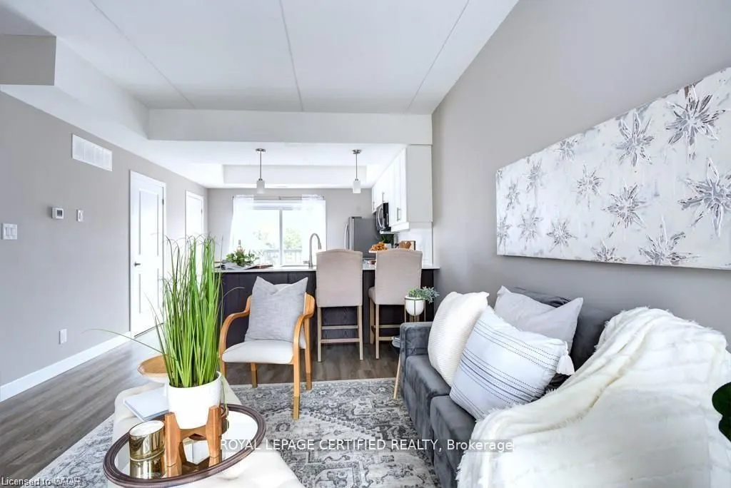 439 Athlone Avenue, #33